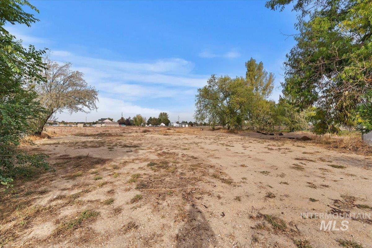 13151 S Cholla Dr, Kuna, Idaho 83634, 4 Bedrooms, 2 Bathrooms, Residential For Sale, Price $574,900, 99002961