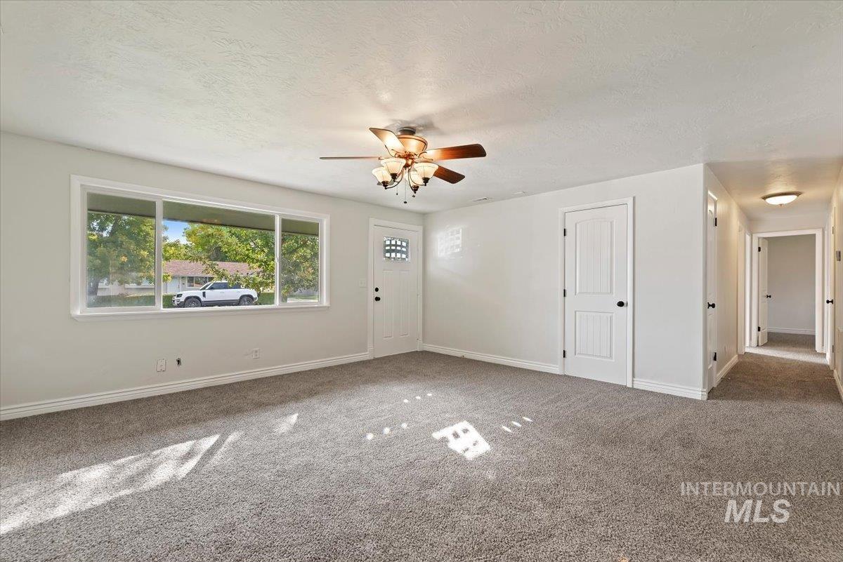 13151 S Cholla Dr, Kuna, Idaho 83634, 4 Bedrooms, 2 Bathrooms, Residential For Sale, Price $574,900, 99002961