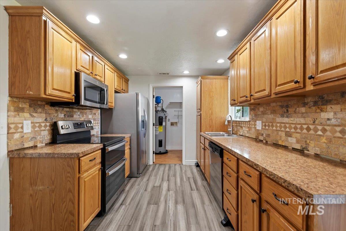 13151 S Cholla Dr, Kuna, Idaho 83634, 4 Bedrooms, 2 Bathrooms, Residential For Sale, Price $574,900, 99002961