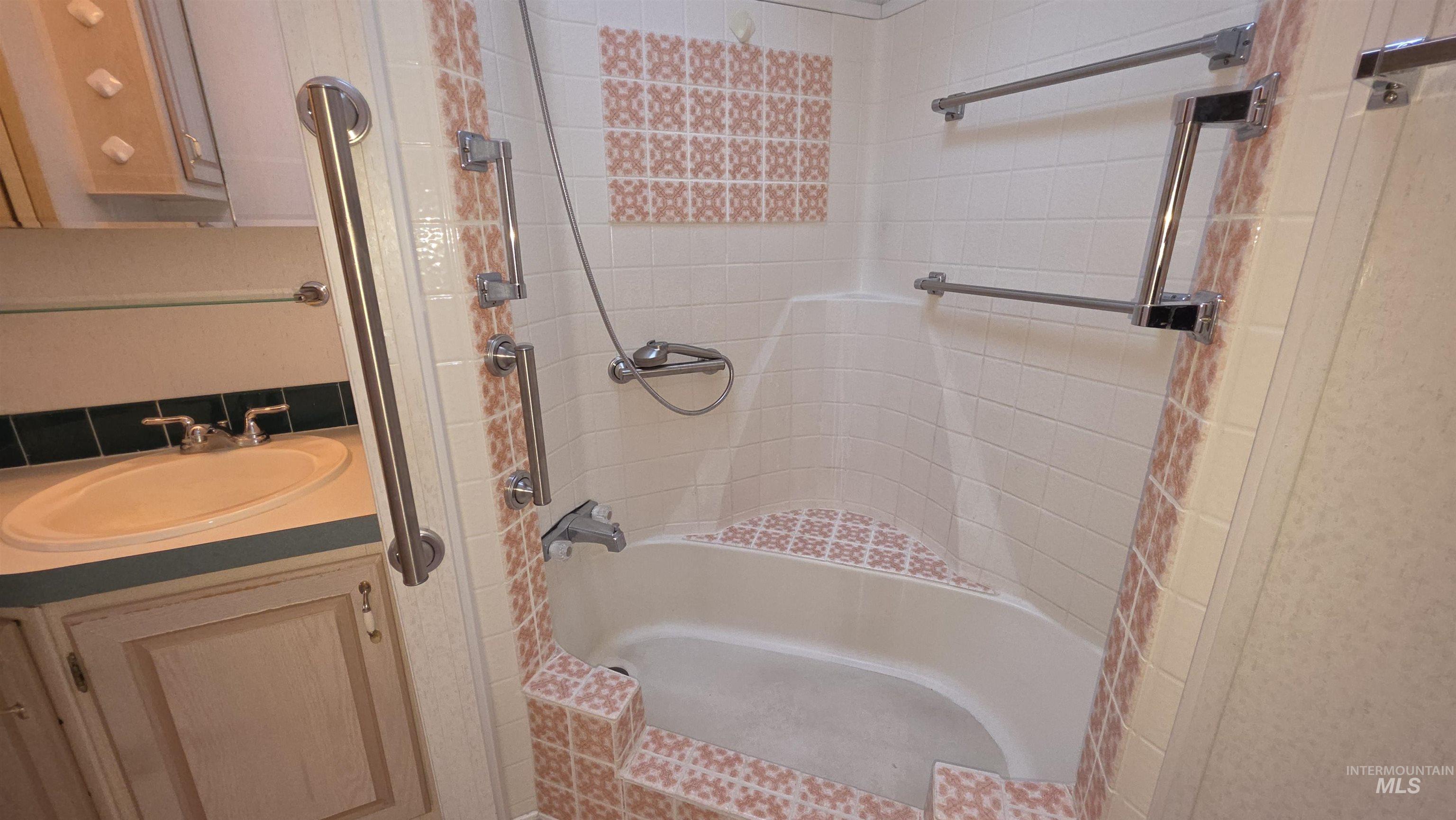 3526 11th St., Lewiston, Idaho 83501, 1 Bedroom, 1 Bathroom, Residential For Sale, Price $67,500,MLS 99002965