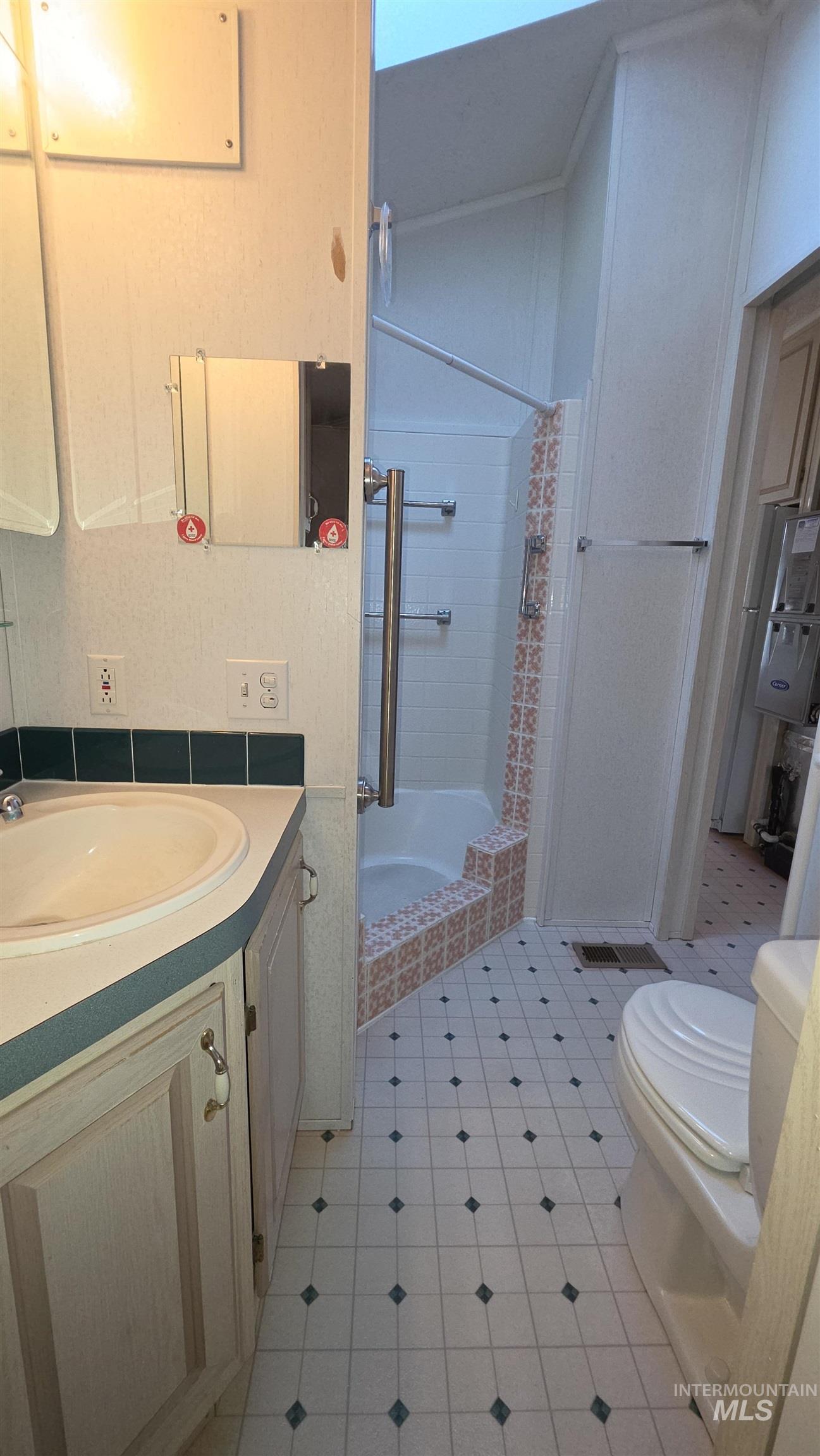 3526 11th St., Lewiston, Idaho 83501, 1 Bedroom, 1 Bathroom, Residential For Sale, Price $67,500,MLS 99002965
