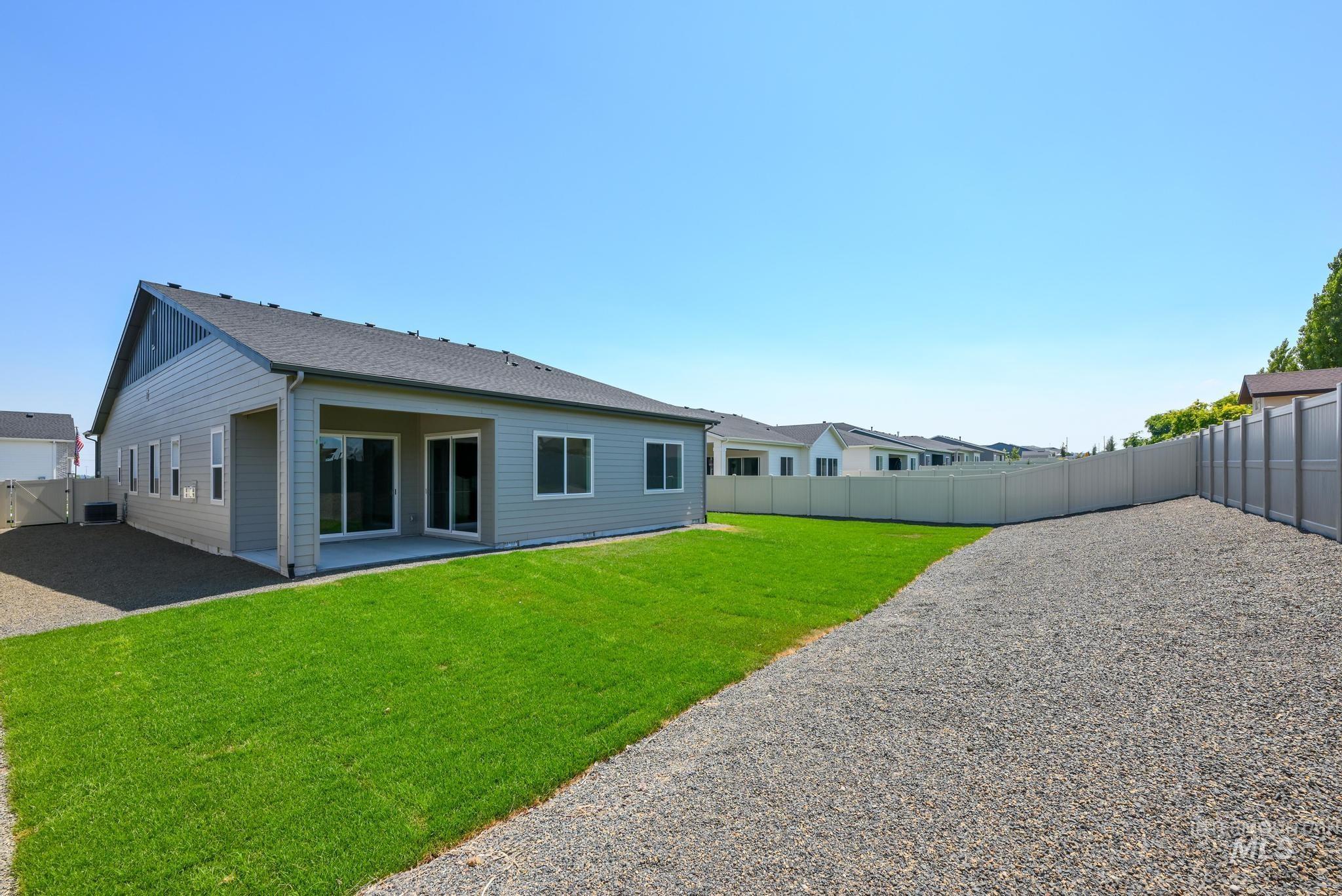 10399 W Wellness St, Kuna, Idaho 83634, 3 Bedrooms, 2.5 Bathrooms, Residential For Sale, Price $589,000,MLS 99002970