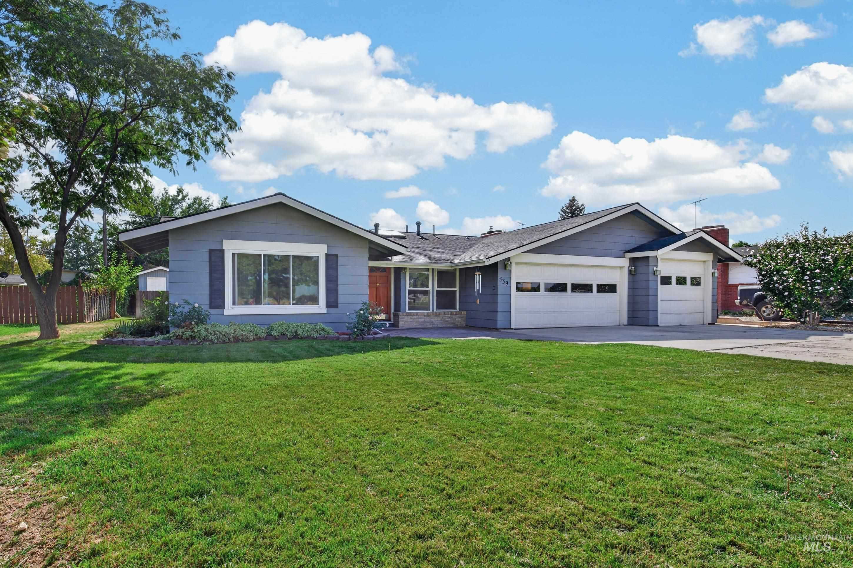 539 Lake Lowell Avenue, Nampa, Idaho 83686, 4 Bedrooms, 2 Bathrooms, Residential For Sale, Price $395,000,MLS 99002978