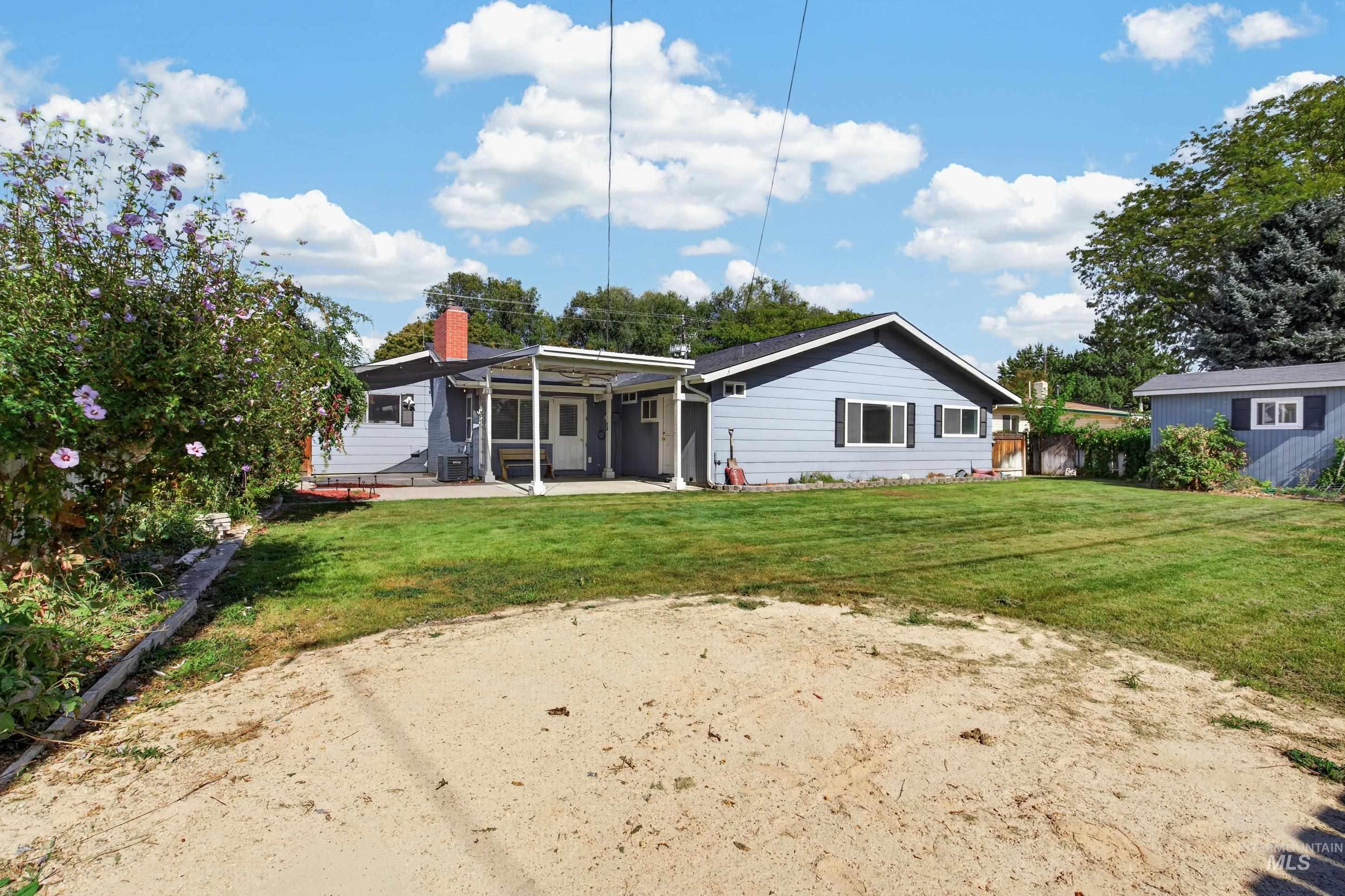 539 Lake Lowell Avenue, Nampa, Idaho 83686, 4 Bedrooms, 2 Bathrooms, Residential For Sale, Price $395,000,MLS 99002978