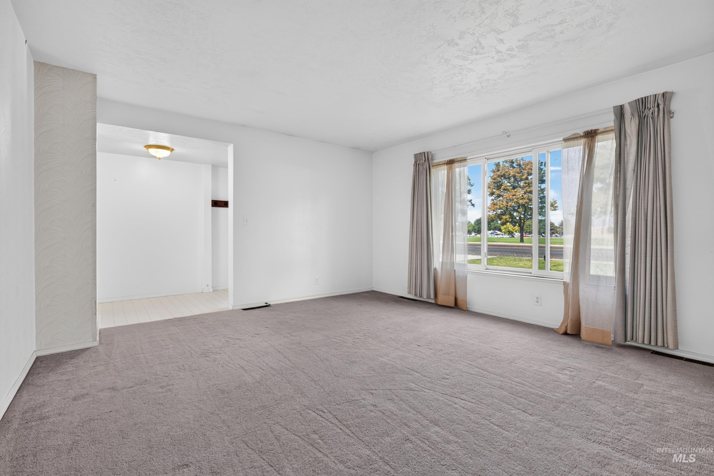 539 Lake Lowell Avenue, Nampa, Idaho 83686, 4 Bedrooms, 2 Bathrooms, Residential For Sale, Price $395,000,MLS 99002978