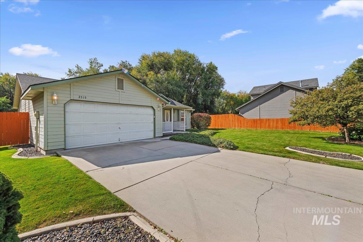 2515 Sunflower, Nampa, Idaho 83686, 3 Bedrooms, 2 Bathrooms, Residential For Sale, Price $360,000,MLS 99002980