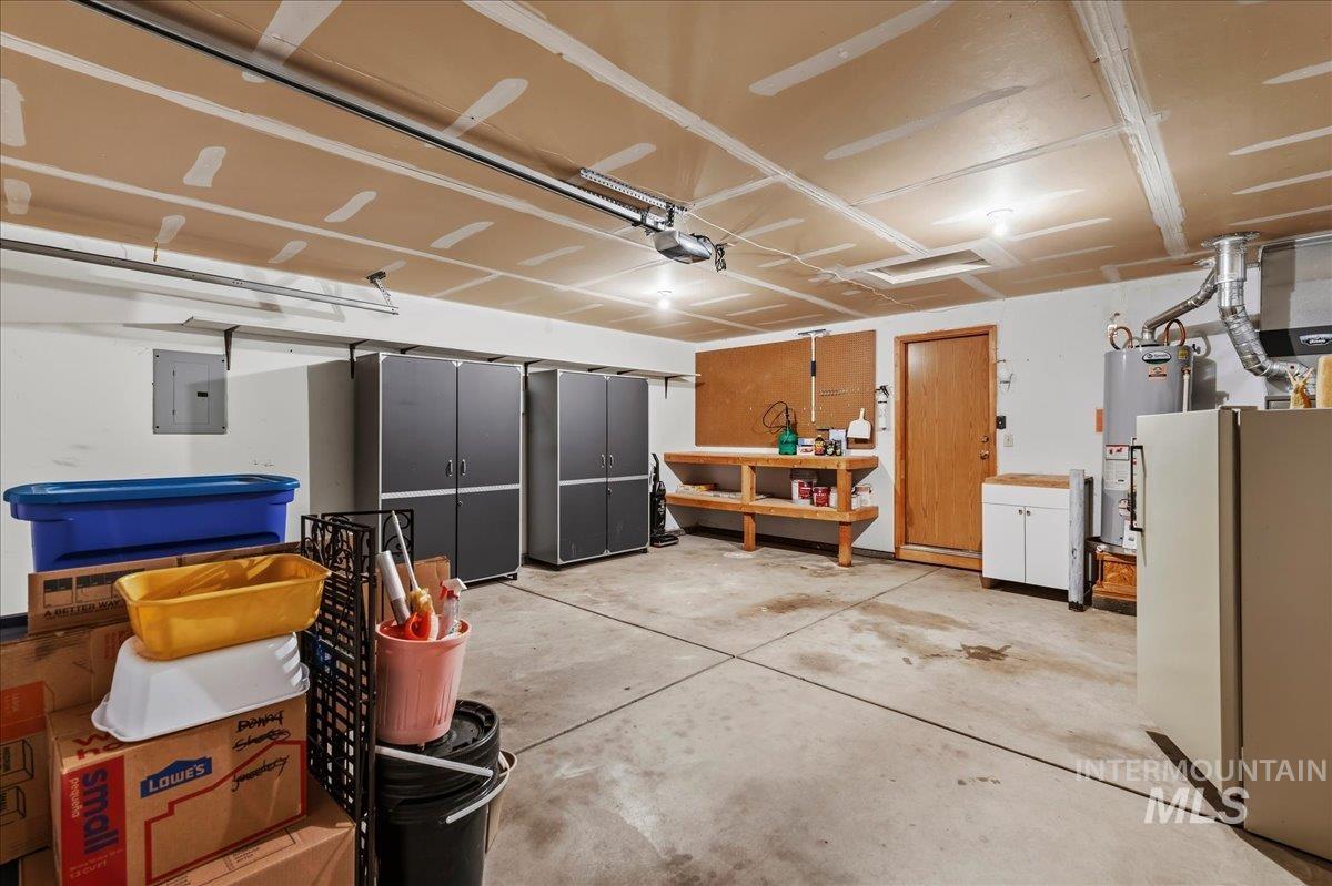 2515 Sunflower, Nampa, Idaho 83686, 3 Bedrooms, 2 Bathrooms, Residential For Sale, Price $360,000,MLS 99002980