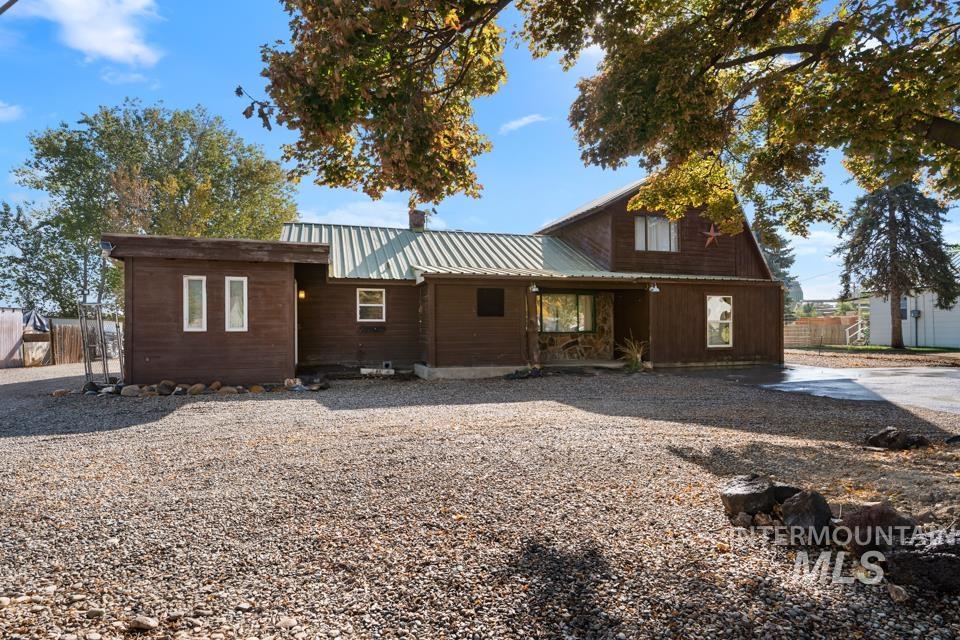 143 S East Blvd, New Plymouth, Idaho 83655, 3 Bedrooms, 1 Bathroom, Residential For Sale, Price $389,900, 99002982