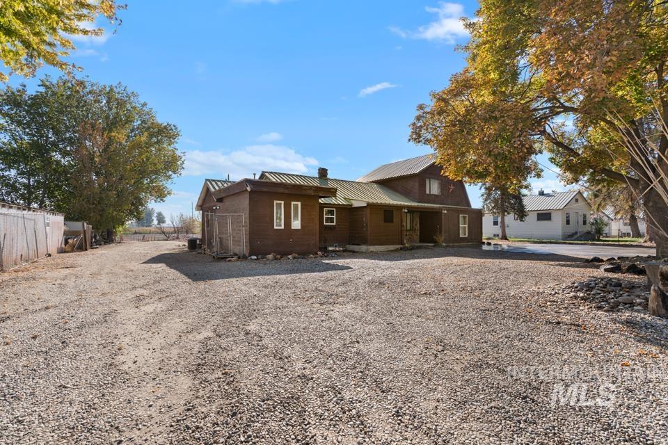 143 S East Blvd, New Plymouth, Idaho 83655, 3 Bedrooms, 1 Bathroom, Residential For Sale, Price $389,900, 99002982