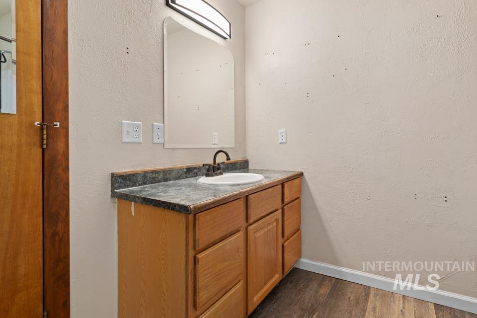 143 S East Blvd, New Plymouth, Idaho 83655, 3 Bedrooms, 1 Bathroom, Residential For Sale, Price $389,900, 99002982
