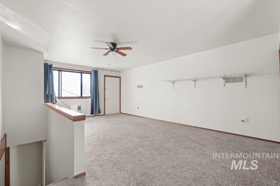 143 S East Blvd, New Plymouth, Idaho 83655, 3 Bedrooms, 1 Bathroom, Residential For Sale, Price $389,900, 99002982