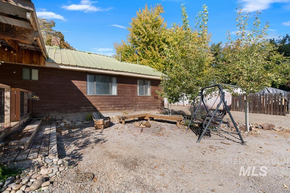 143 S East Blvd, New Plymouth, Idaho 83655, 3 Bedrooms, 1 Bathroom, Residential For Sale, Price $389,900, 99002982