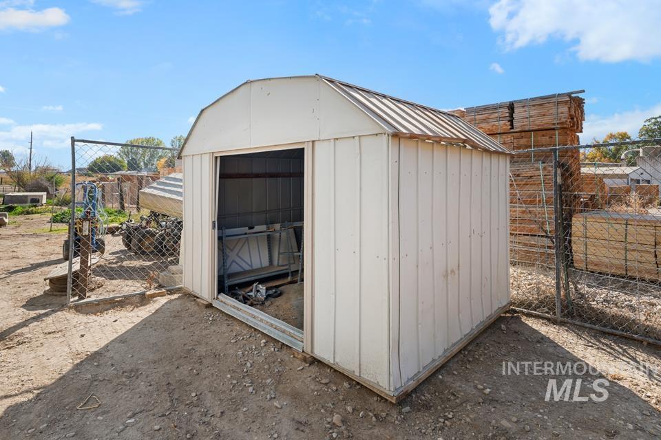 143 S East Blvd, New Plymouth, Idaho 83655, 3 Bedrooms, 1 Bathroom, Residential For Sale, Price $389,900, 99002982