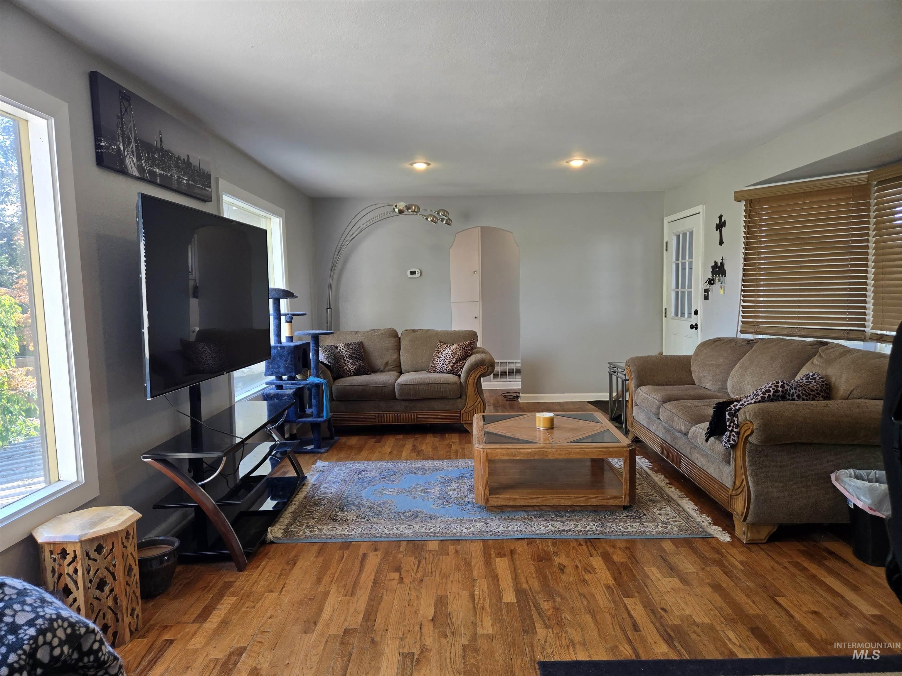 801 Hughes Dr, Payette, Idaho 83661, 3 Bedrooms, 2 Bathrooms, Residential For Sale, Price $375,000,MLS 99002983