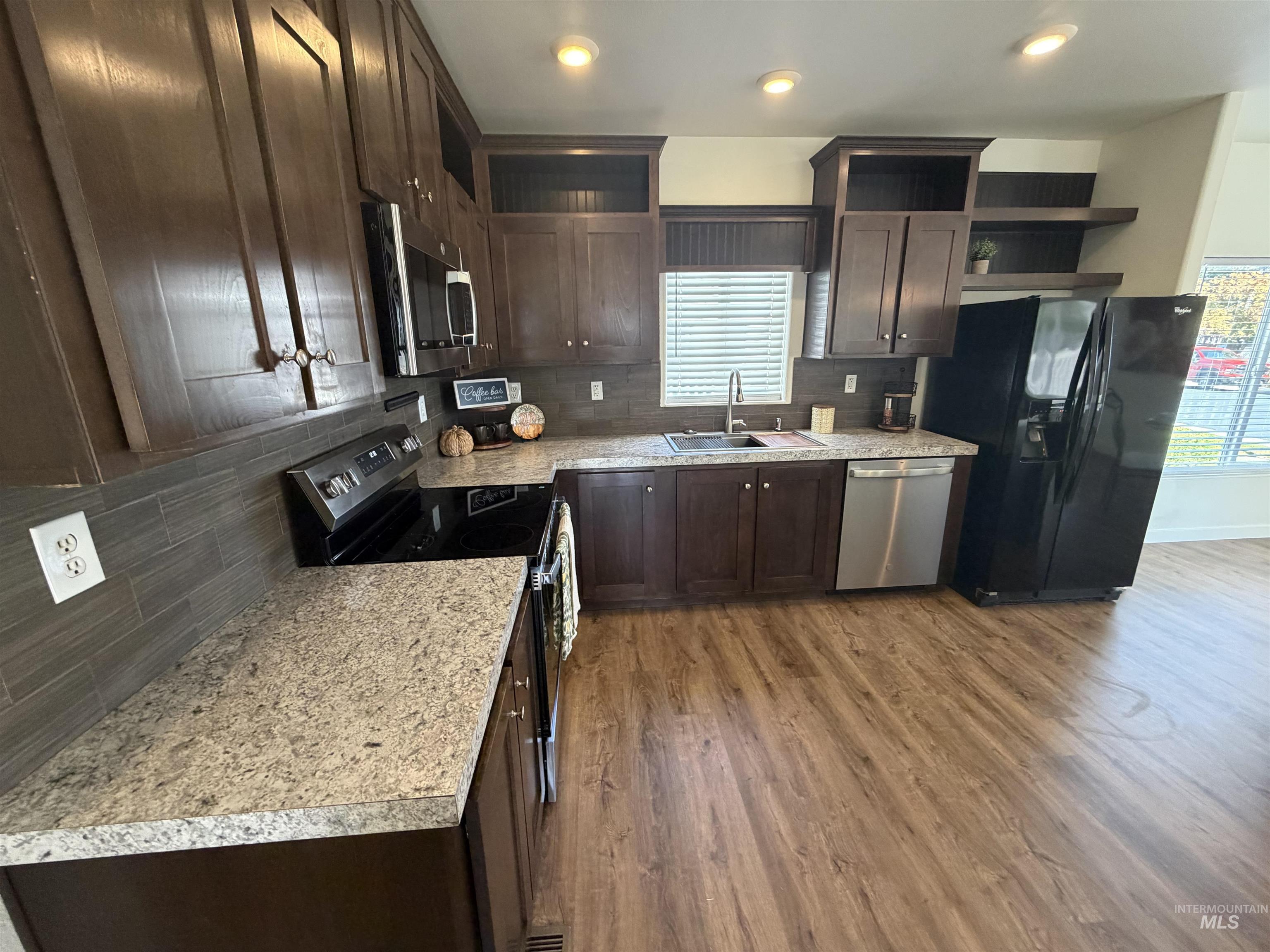 611 N Timathy Rd, Boise, Idaho 83713, 3 Bedrooms, 2 Bathrooms, Residential For Sale, Price $149,900,MLS 99002986