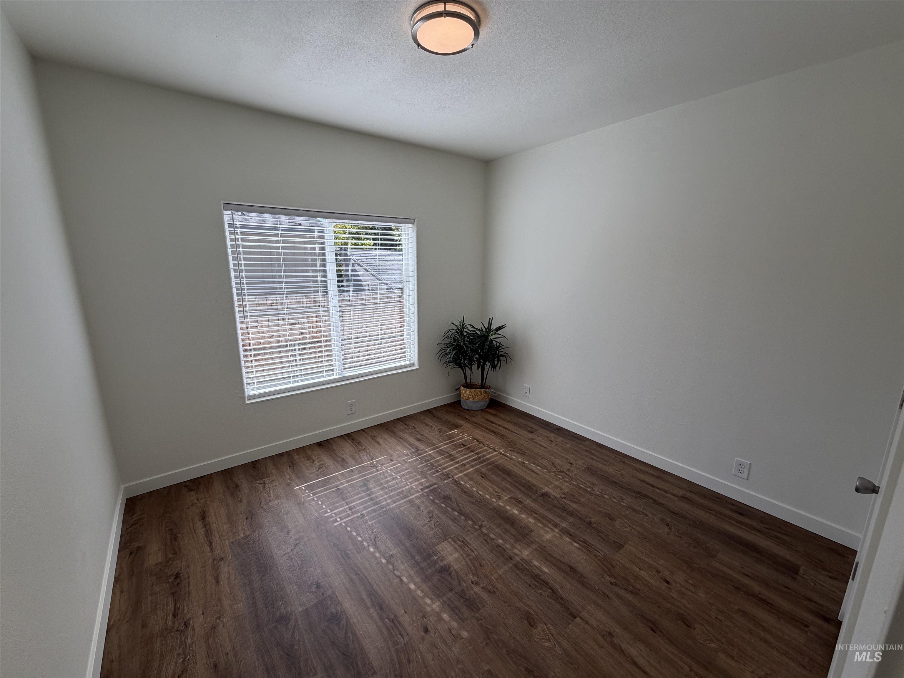 611 N Timathy Rd, Boise, Idaho 83713, 3 Bedrooms, 2 Bathrooms, Residential For Sale, Price $149,900,MLS 99002986