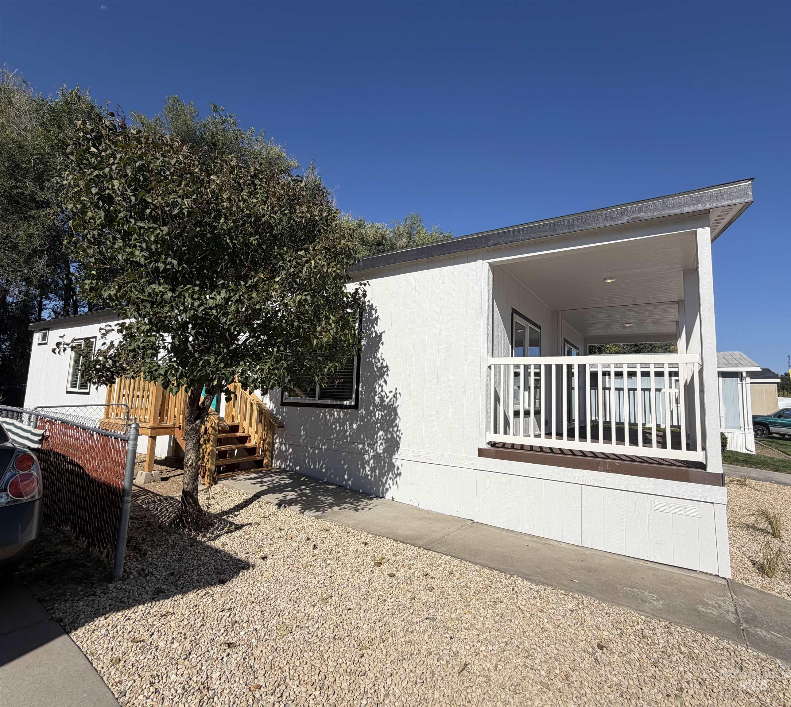 611 N Timathy Rd, Boise, Idaho 83713, 3 Bedrooms, 2 Bathrooms, Residential For Sale, Price $149,900,MLS 99002986