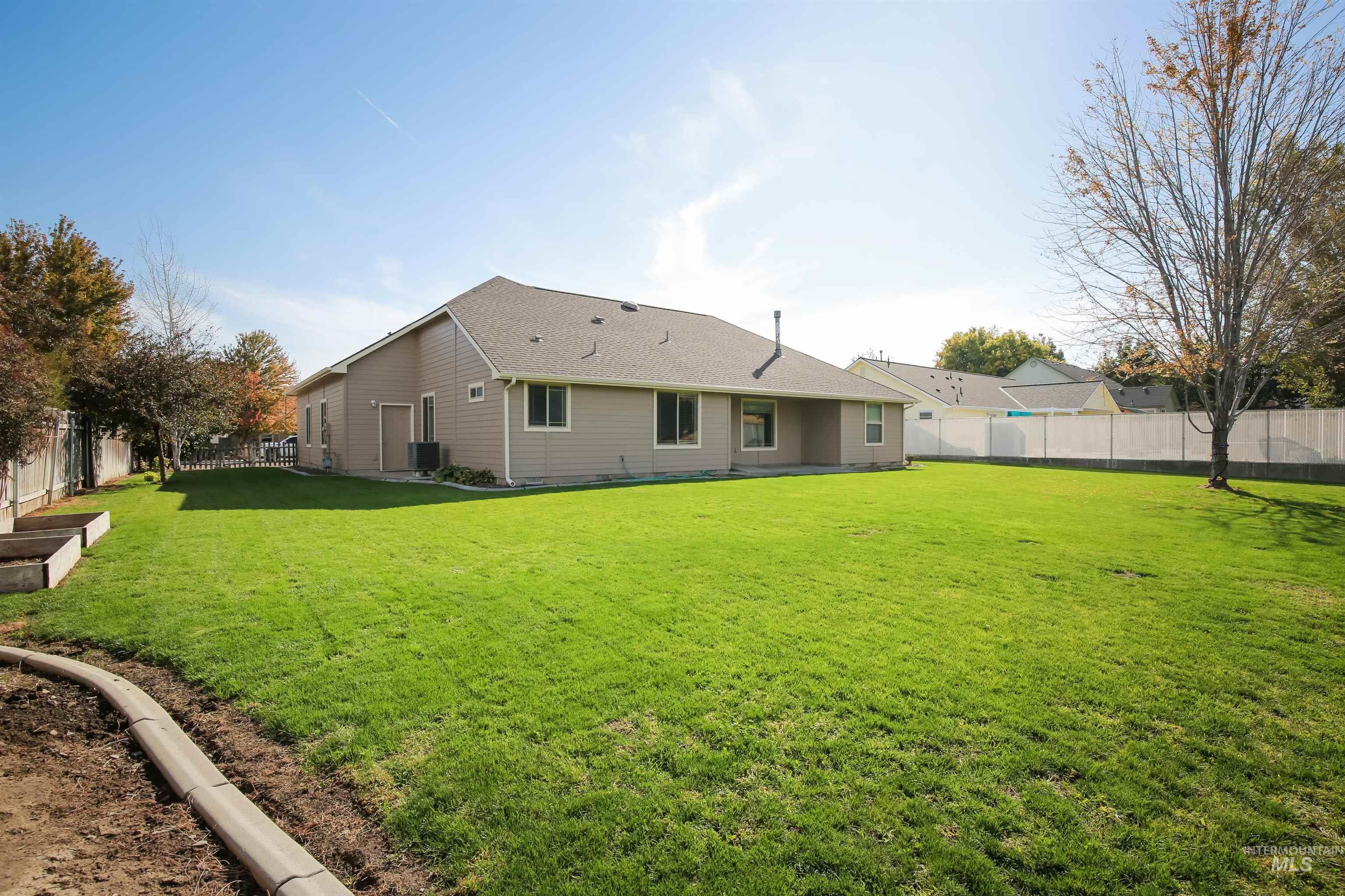 767 N Dorian Drive, Ontario, Oregon 97914, 5 Bedrooms, 2 Bathrooms, Residential For Sale, Price $459,900, 99002987