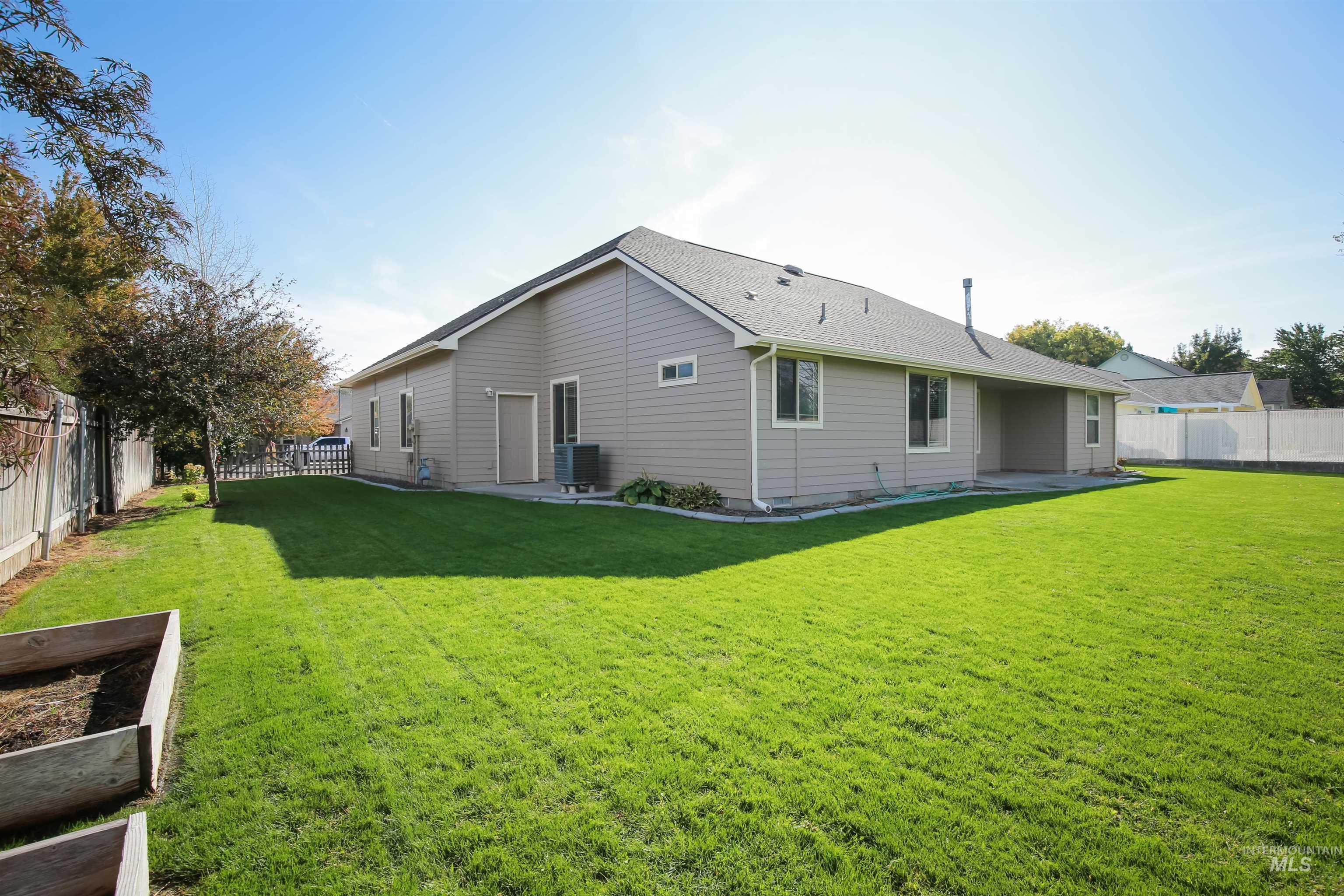 767 N Dorian Drive, Ontario, Oregon 97914, 5 Bedrooms, 2 Bathrooms, Residential For Sale, Price $459,900,MLS 99002987