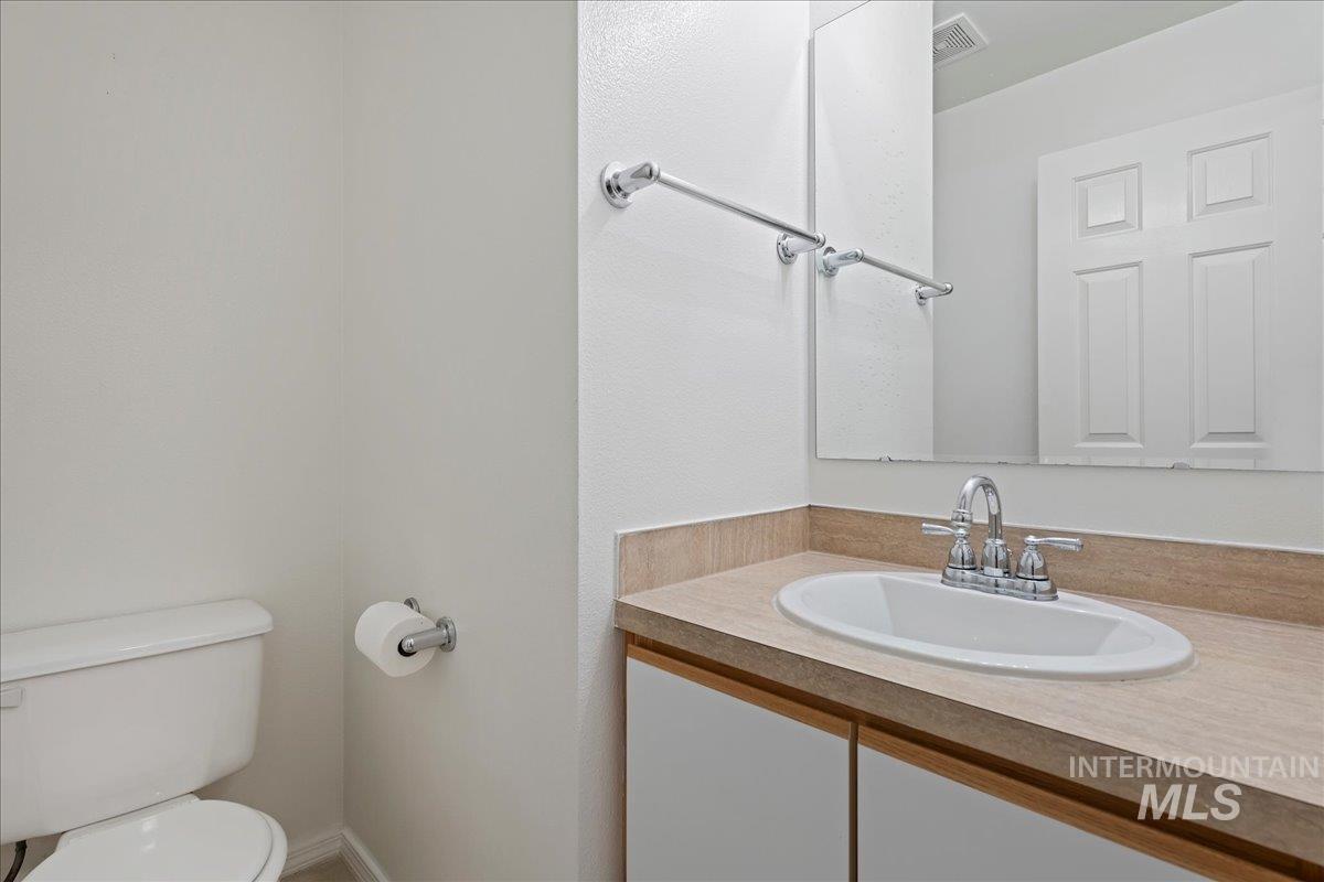 3881 W Adobe Court, Boise, Idaho 83705, 2 Bedrooms, 1.5 Bathrooms, Residential For Sale, Price $329,900,MLS 99002990
