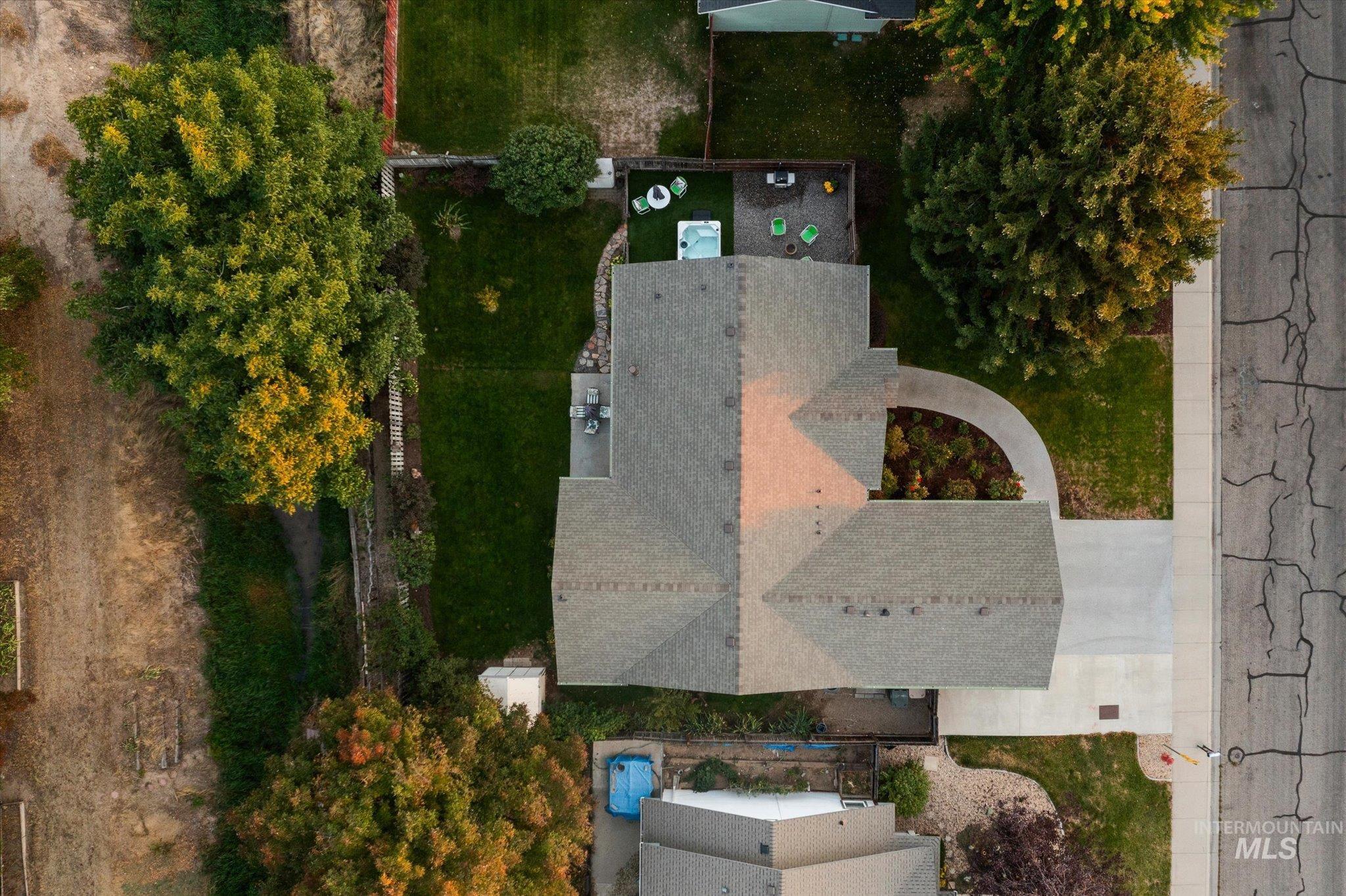 2668 N Morello Ave, Meridian, Idaho 83646, 3 Bedrooms, 2 Bathrooms, Residential For Sale, Price $510,000,MLS 99002991