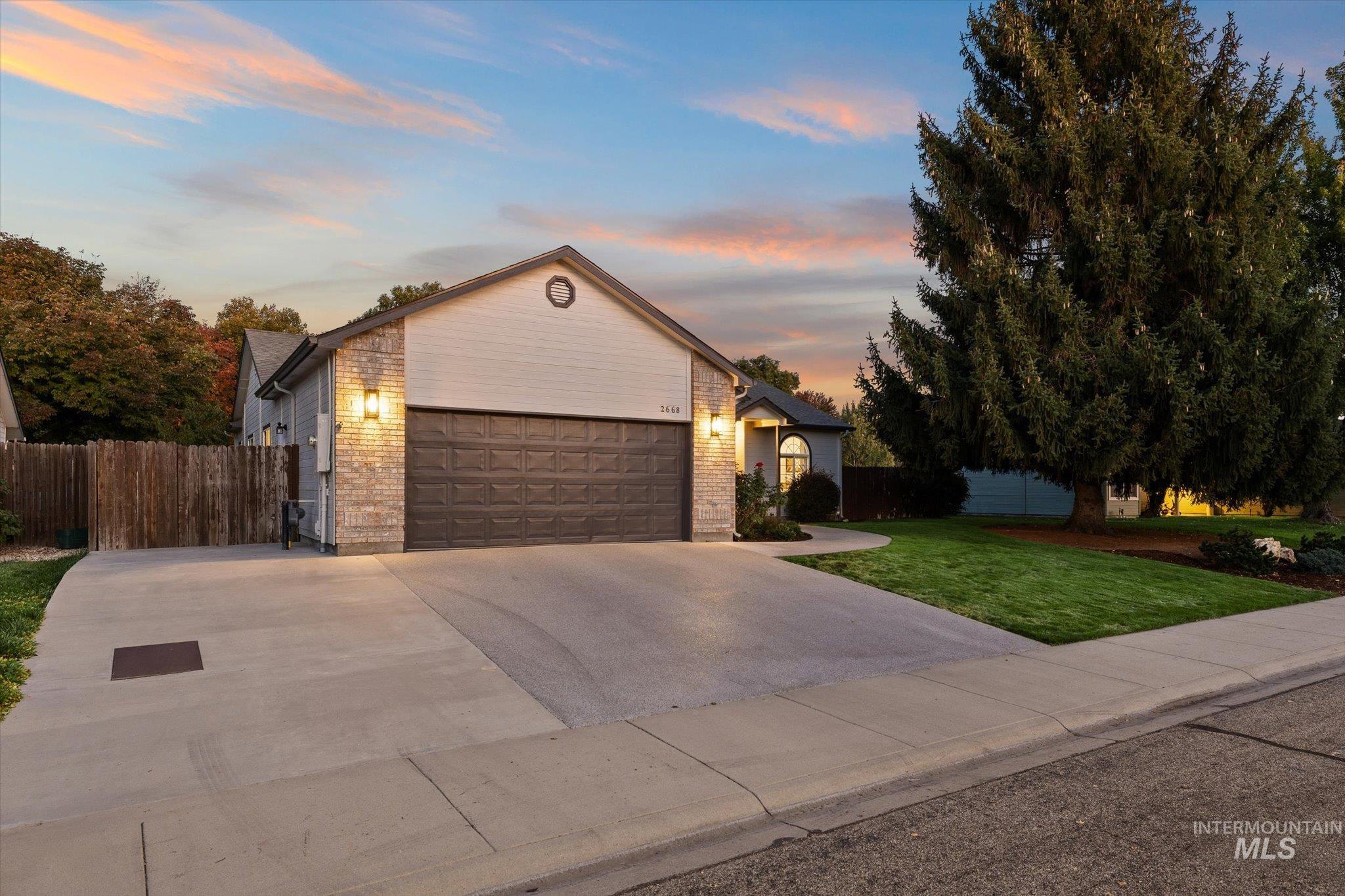 2668 N Morello Ave, Meridian, Idaho 83646, 3 Bedrooms, 2 Bathrooms, Residential For Sale, Price $510,000,MLS 99002991