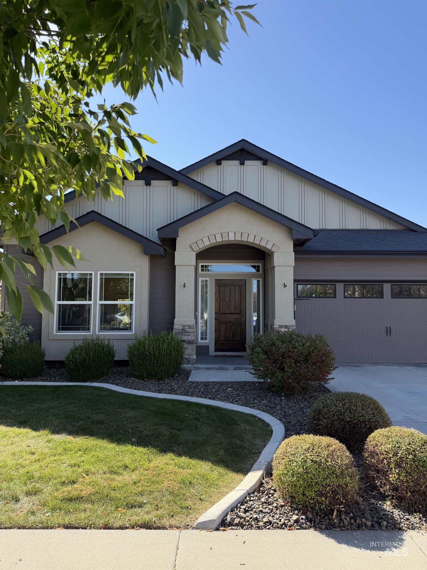2943 E Idavada Ct, Nampa, Idaho 83686, 3 Bedrooms, 2 Bathrooms, Residential For Sale, Price $420,000,MLS 99002993