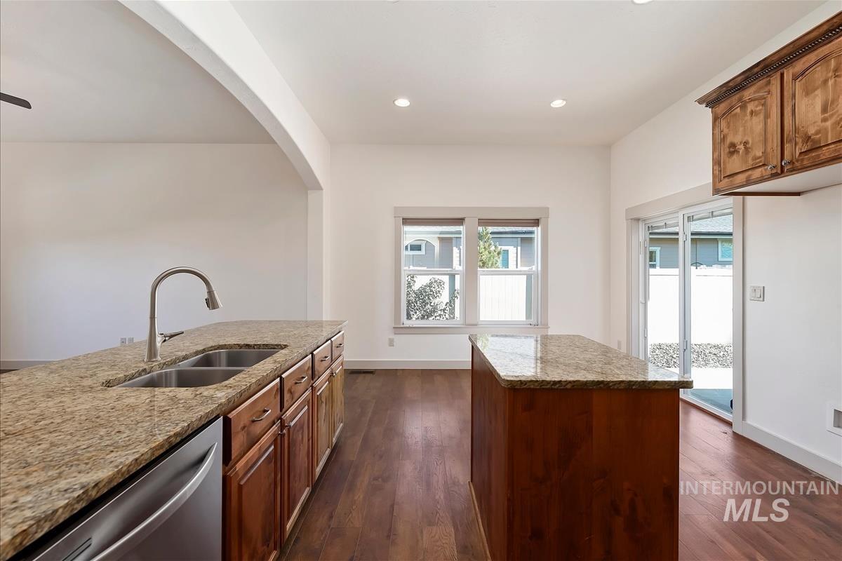 2943 E Idavada Ct, Nampa, Idaho 83686, 3 Bedrooms, 2 Bathrooms, Residential For Sale, Price $420,000, 99002993