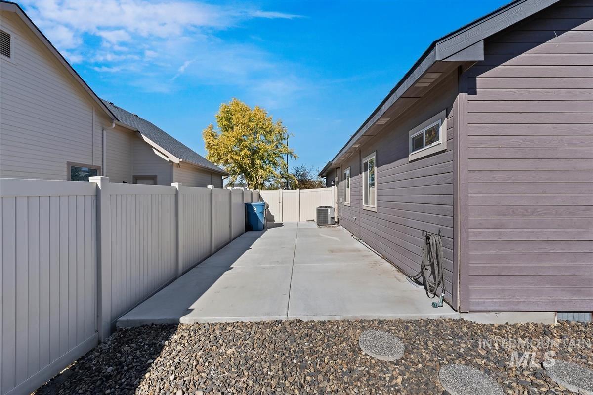 2943 E Idavada Ct, Nampa, Idaho 83686, 3 Bedrooms, 2 Bathrooms, Residential For Sale, Price $420,000, 99002993