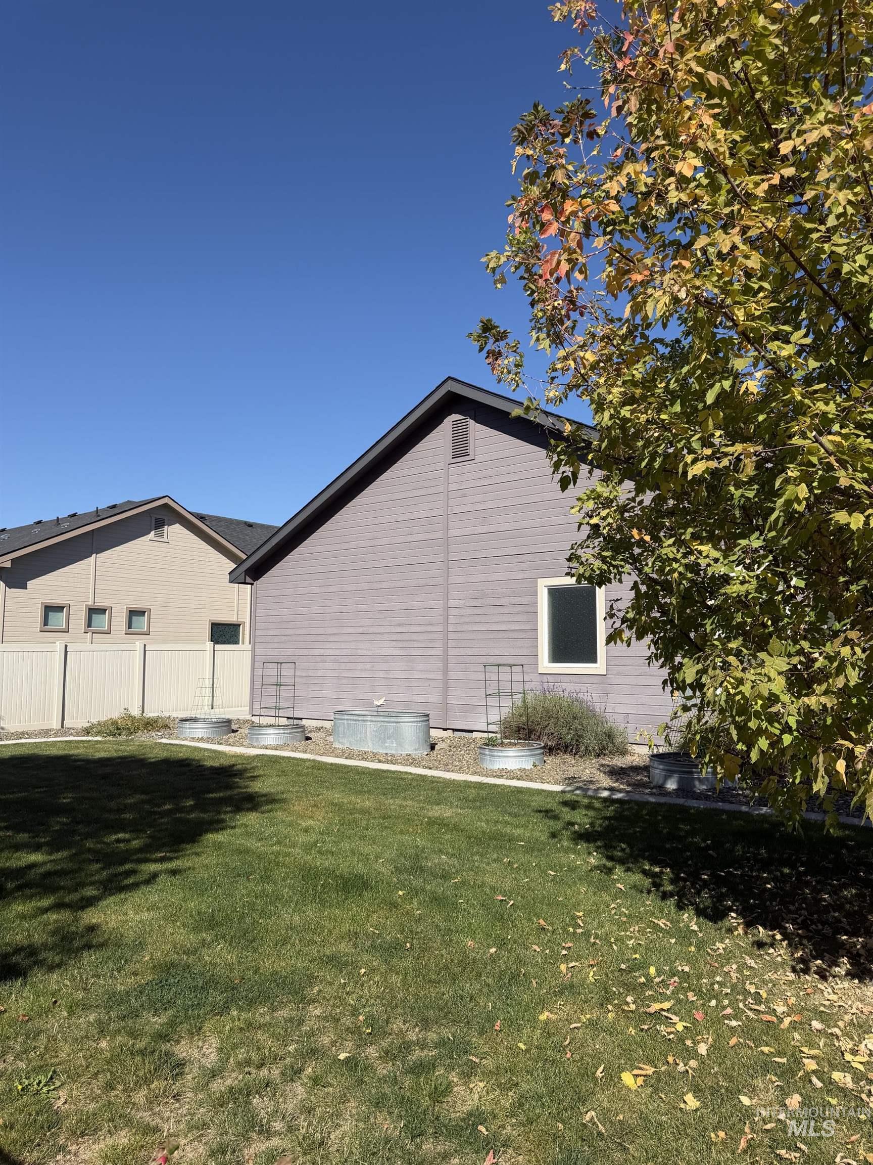 2943 E Idavada Ct, Nampa, Idaho 83686, 3 Bedrooms, 2 Bathrooms, Residential For Sale, Price $420,000,MLS 99002993