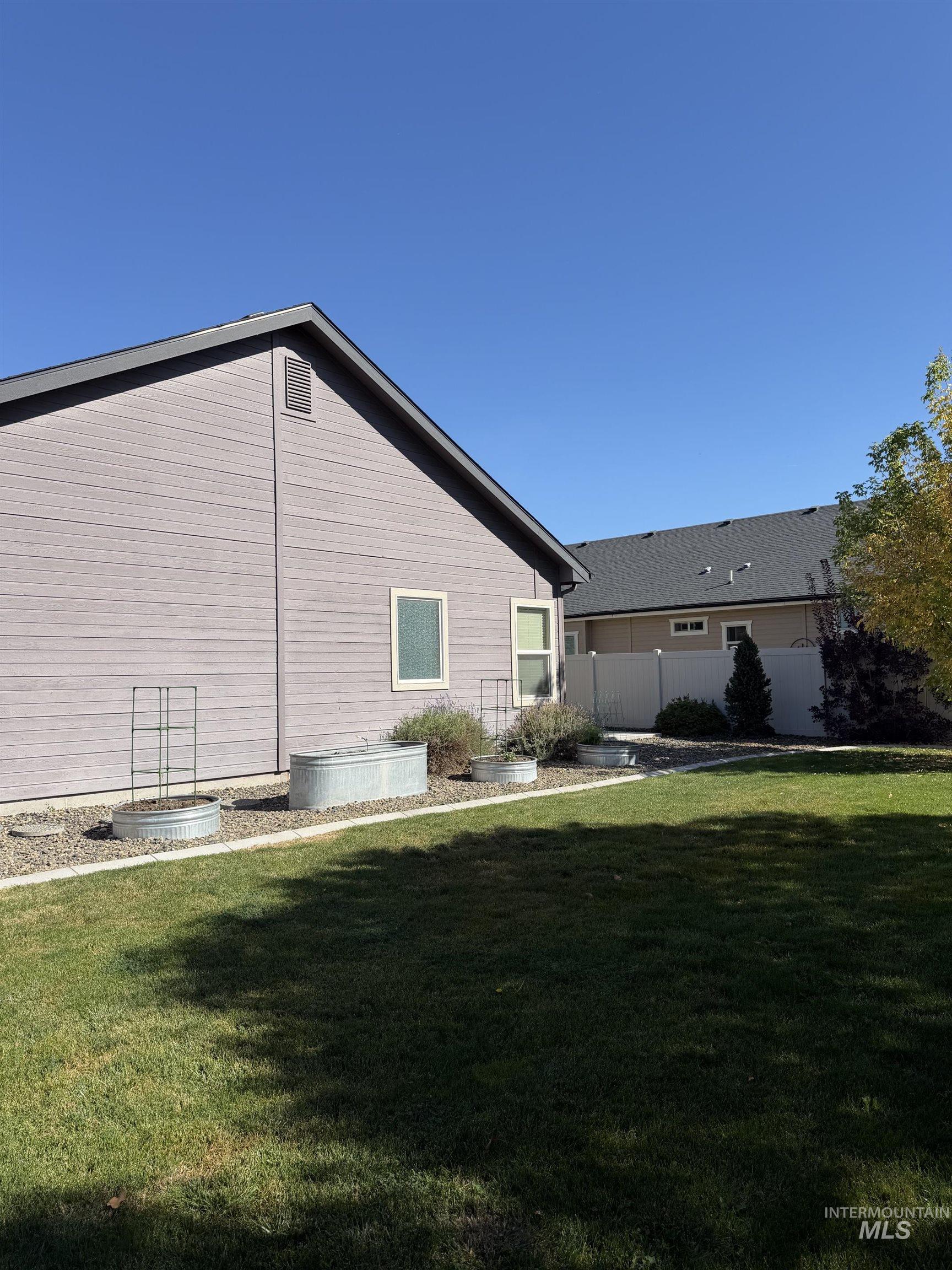 2943 E Idavada Ct, Nampa, Idaho 83686, 3 Bedrooms, 2 Bathrooms, Residential For Sale, Price $420,000,MLS 99002993