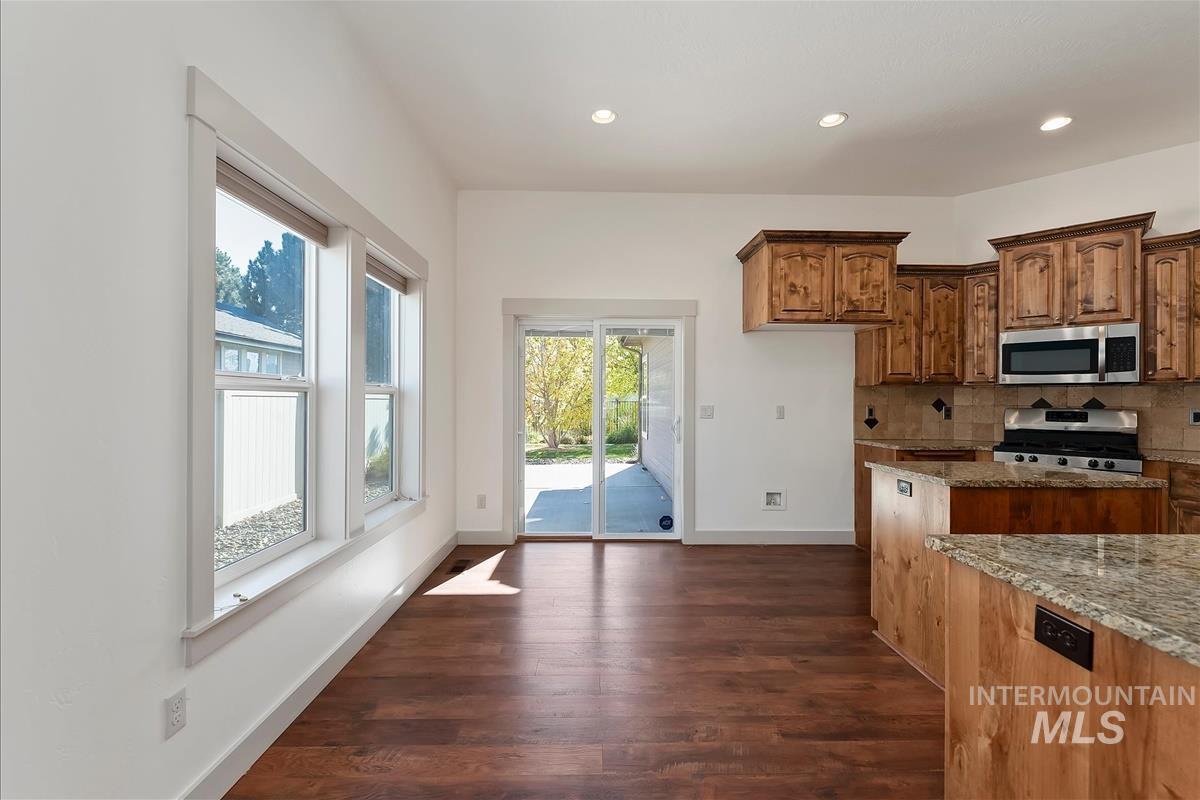 2943 E Idavada Ct, Nampa, Idaho 83686, 3 Bedrooms, 2 Bathrooms, Residential For Sale, Price $420,000, 99002993