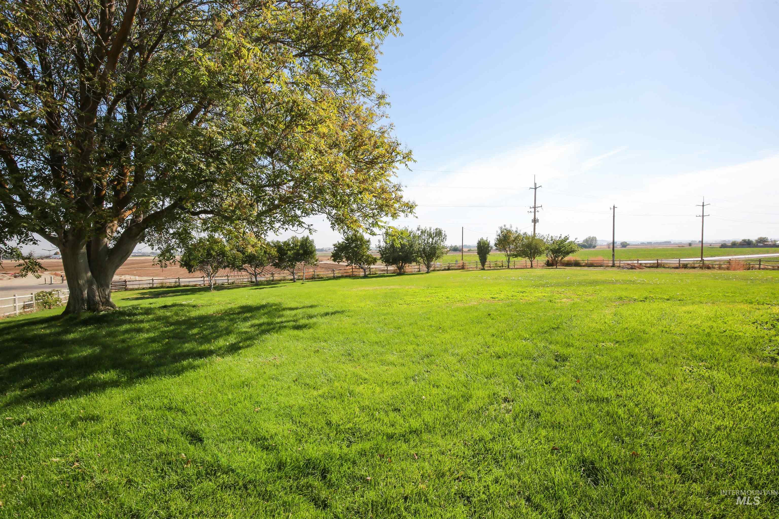 2121 Alameda Drive, Ontario, Oregon 97914, 5 Bedrooms, 3 Bathrooms, Residential For Sale, Price $459,900,MLS 99002995