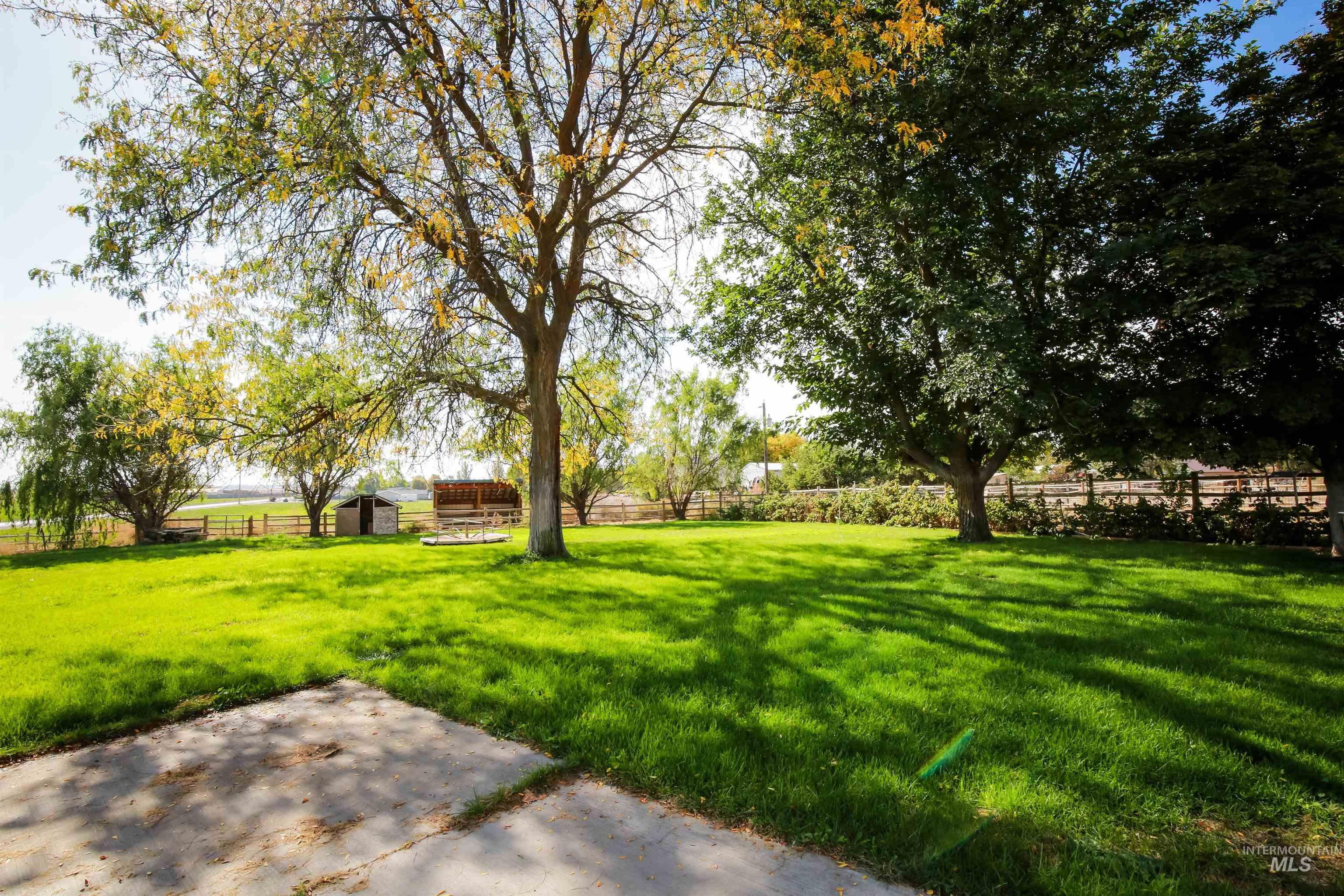 2121 Alameda Drive, Ontario, Oregon 97914, 5 Bedrooms, 3 Bathrooms, Residential For Sale, Price $459,900,MLS 99002995