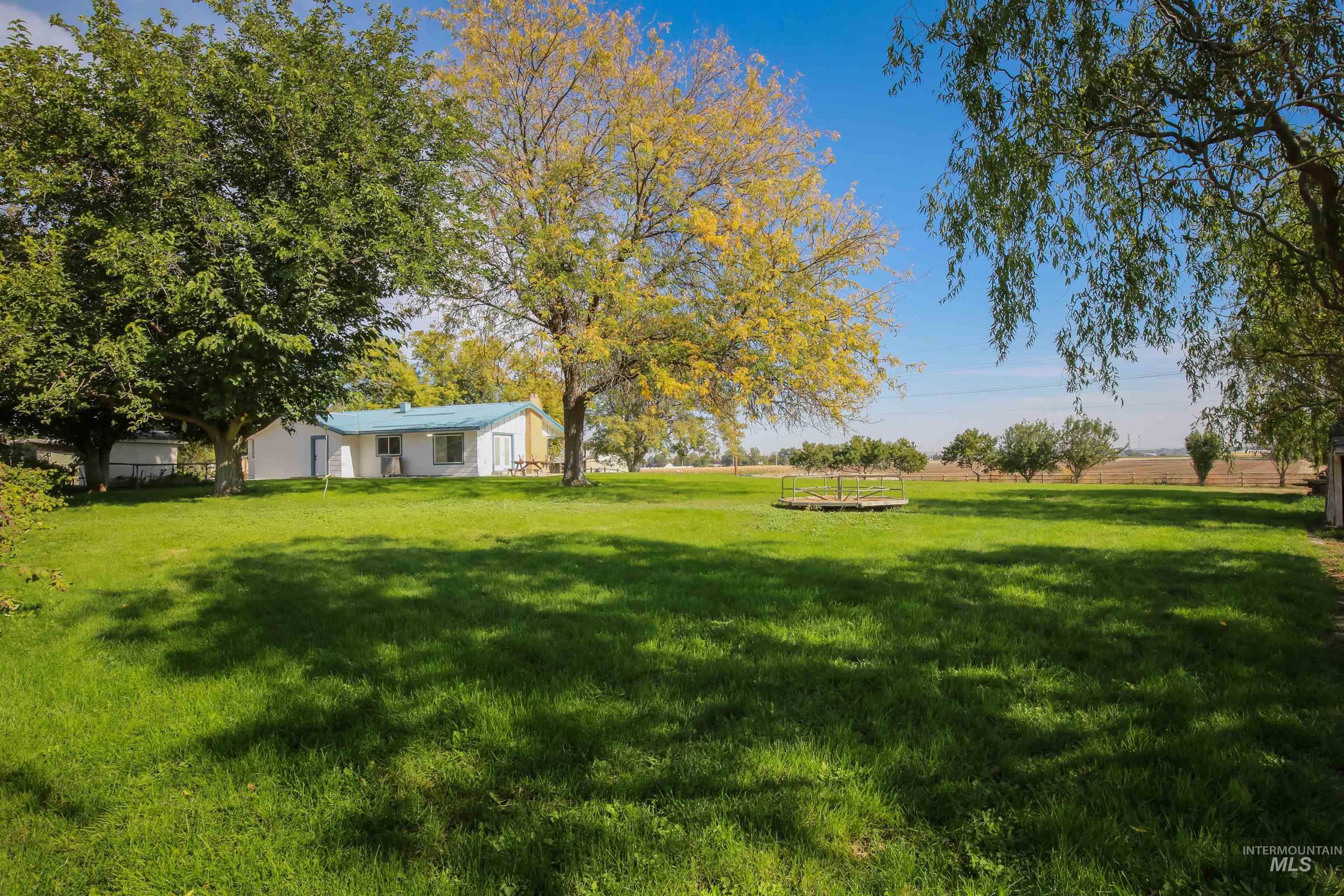 2121 Alameda Drive, Ontario, Oregon 97914, 5 Bedrooms, 3 Bathrooms, Residential For Sale, Price $459,900,MLS 99002995