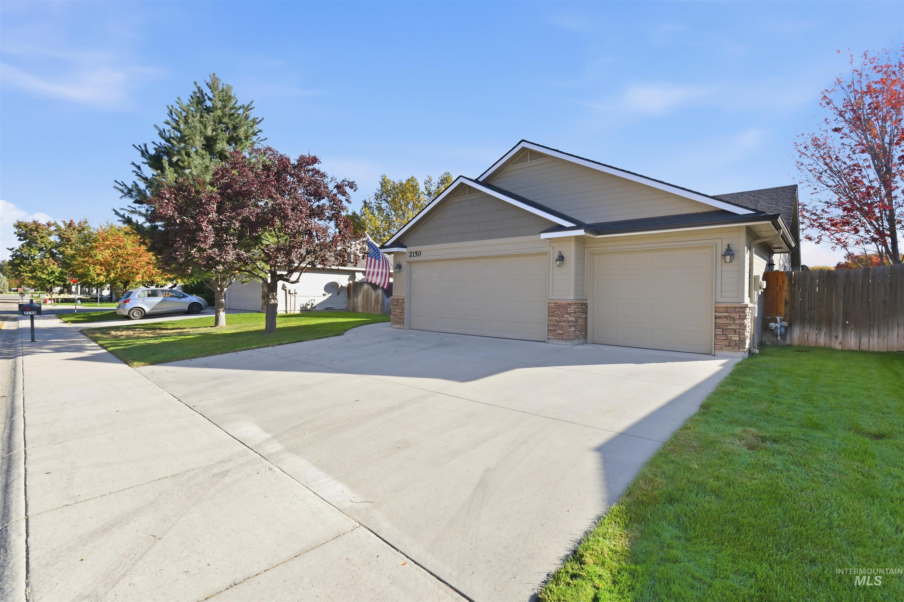 2150 N Eureka Ave, Meridian, Idaho 83646, 3 Bedrooms, 2 Bathrooms, Residential For Sale, Price $459,900,MLS 99002997