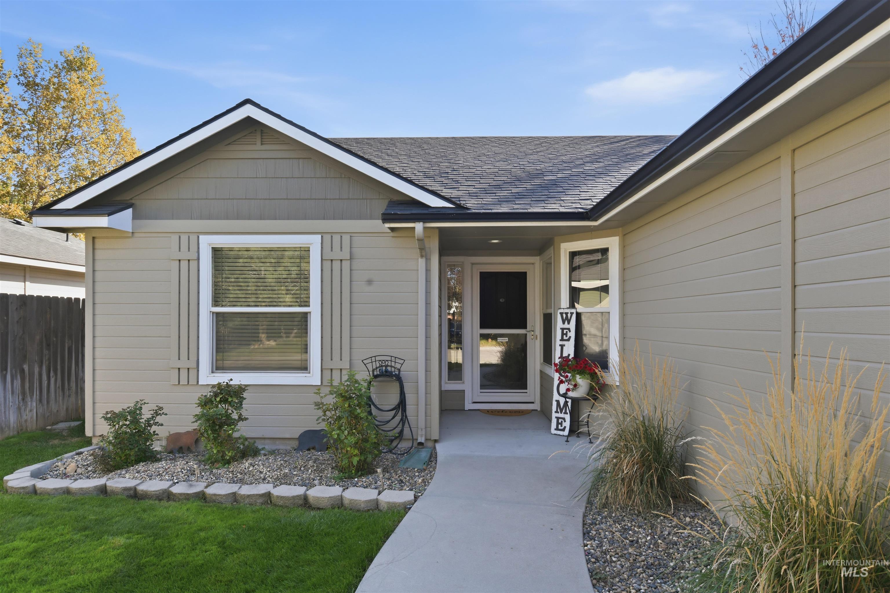 2150 N Eureka Ave, Meridian, Idaho 83646, 3 Bedrooms, 2 Bathrooms, Residential For Sale, Price $459,900,MLS 99002997