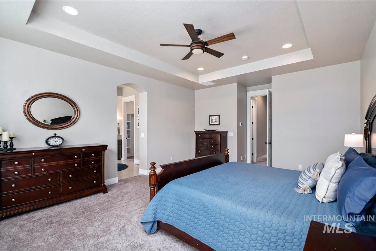 1931 N. Synergy Pl., Eagle, Idaho 83616, 4 Bedrooms, 2.5 Bathrooms, Residential For Sale, Price $949,900,MLS 99002998