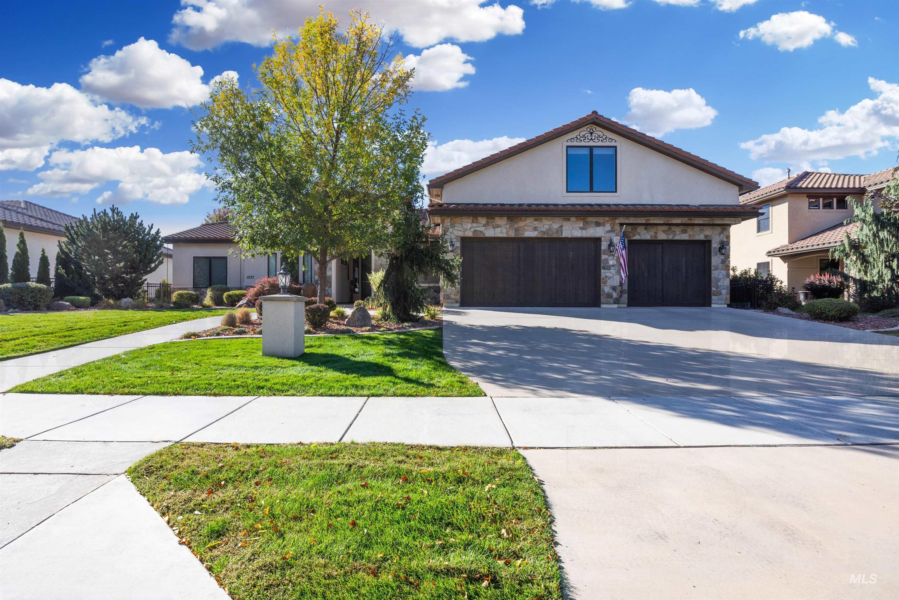1037 W Cherry Bello, Eagle, Idaho 83616, 4 Bedrooms, 3.5 Bathrooms, Residential For Sale, Price $1,390,000,MLS 99003002