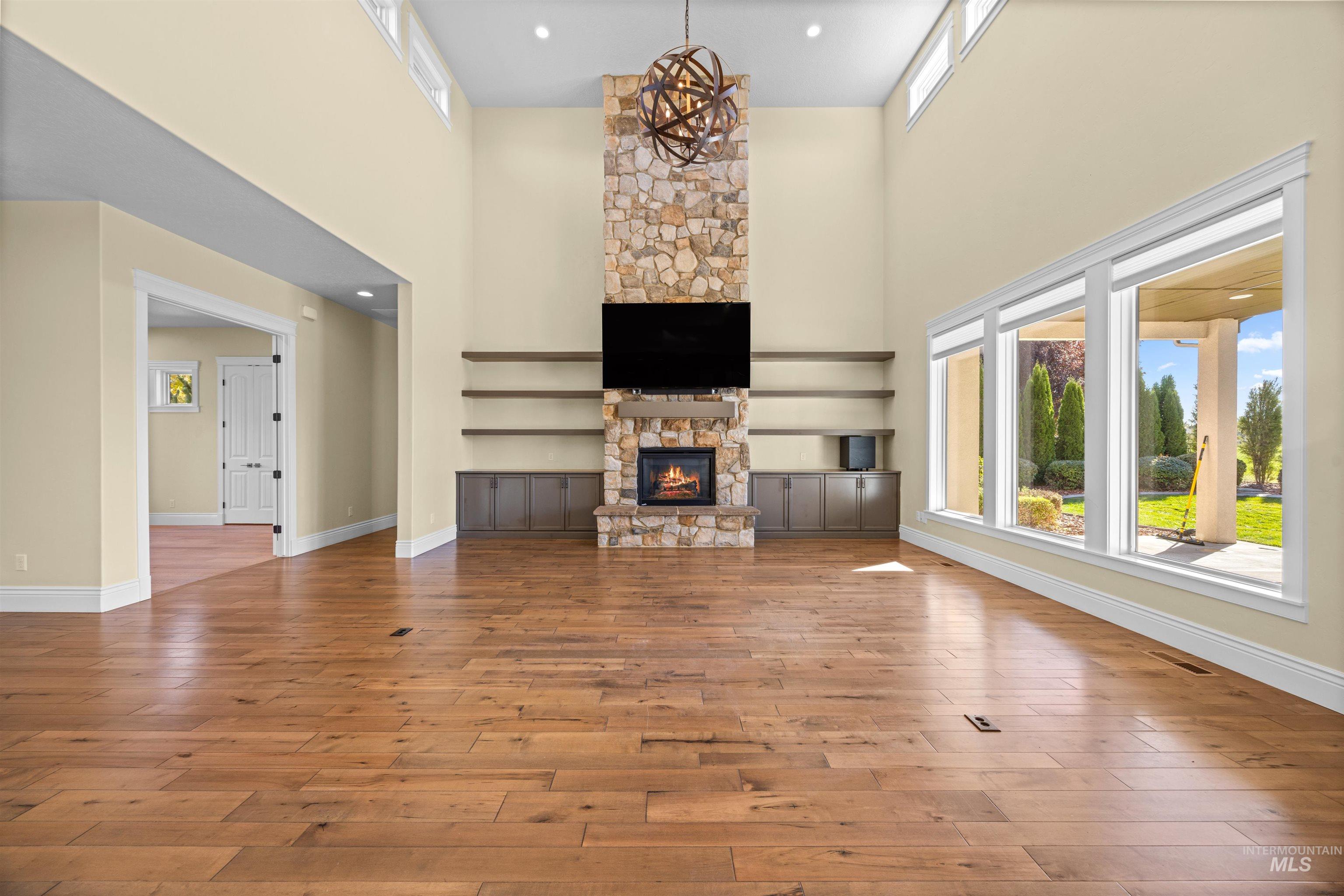 1037 W Cherry Bello, Eagle, Idaho 83616, 4 Bedrooms, 3.5 Bathrooms, Residential For Sale, Price $1,300,000, 99003002