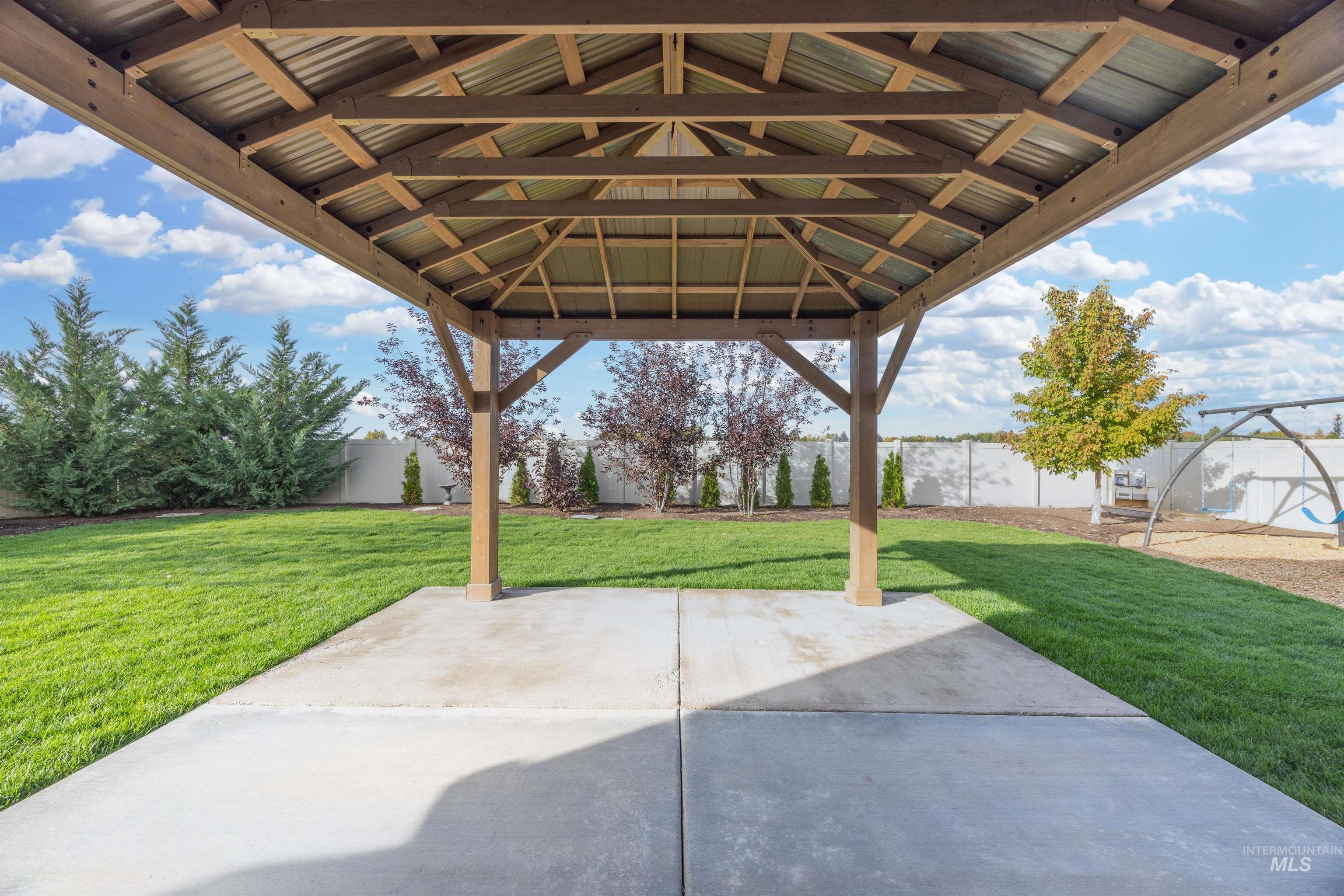 756 W Wolf Willow St., Kuna, Idaho 83634, 5 Bedrooms, 2.5 Bathrooms, Residential For Sale, Price $524,900,MLS 99003007