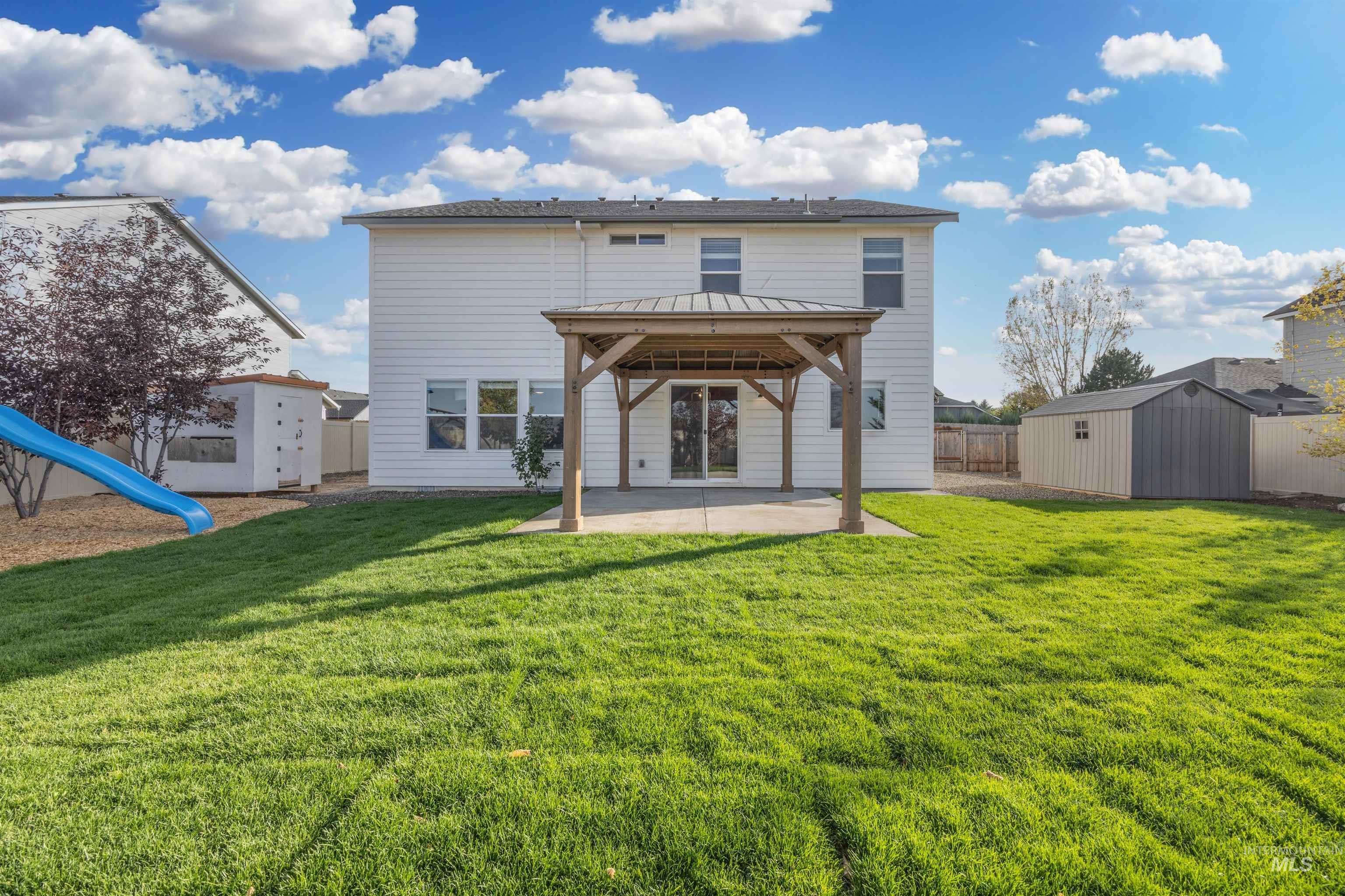 756 W Wolf Willow St., Kuna, Idaho 83634, 5 Bedrooms, 2.5 Bathrooms, Residential For Sale, Price $524,900,MLS 99003007