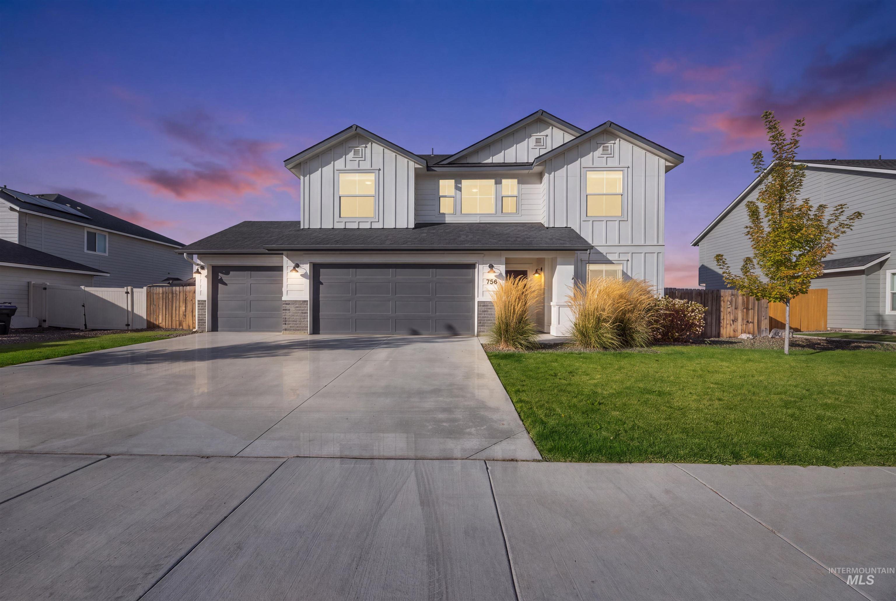 756 W Wolf Willow St., Kuna, Idaho 83634, 5 Bedrooms, 2.5 Bathrooms, Residential For Sale, Price $524,900,MLS 99003007