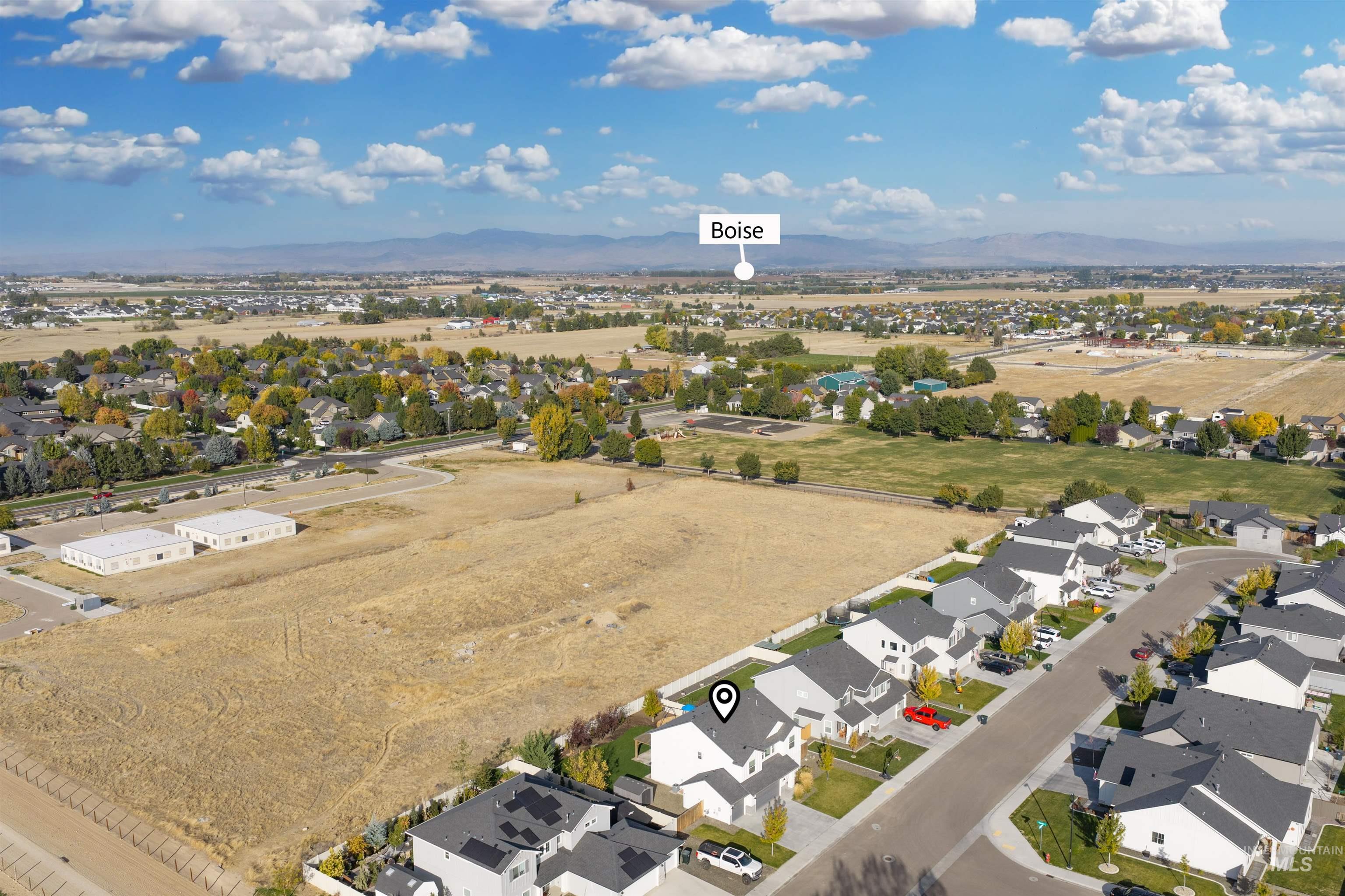 756 W Wolf Willow St., Kuna, Idaho 83634, 5 Bedrooms, 2.5 Bathrooms, Residential For Sale, Price $524,900,MLS 99003007