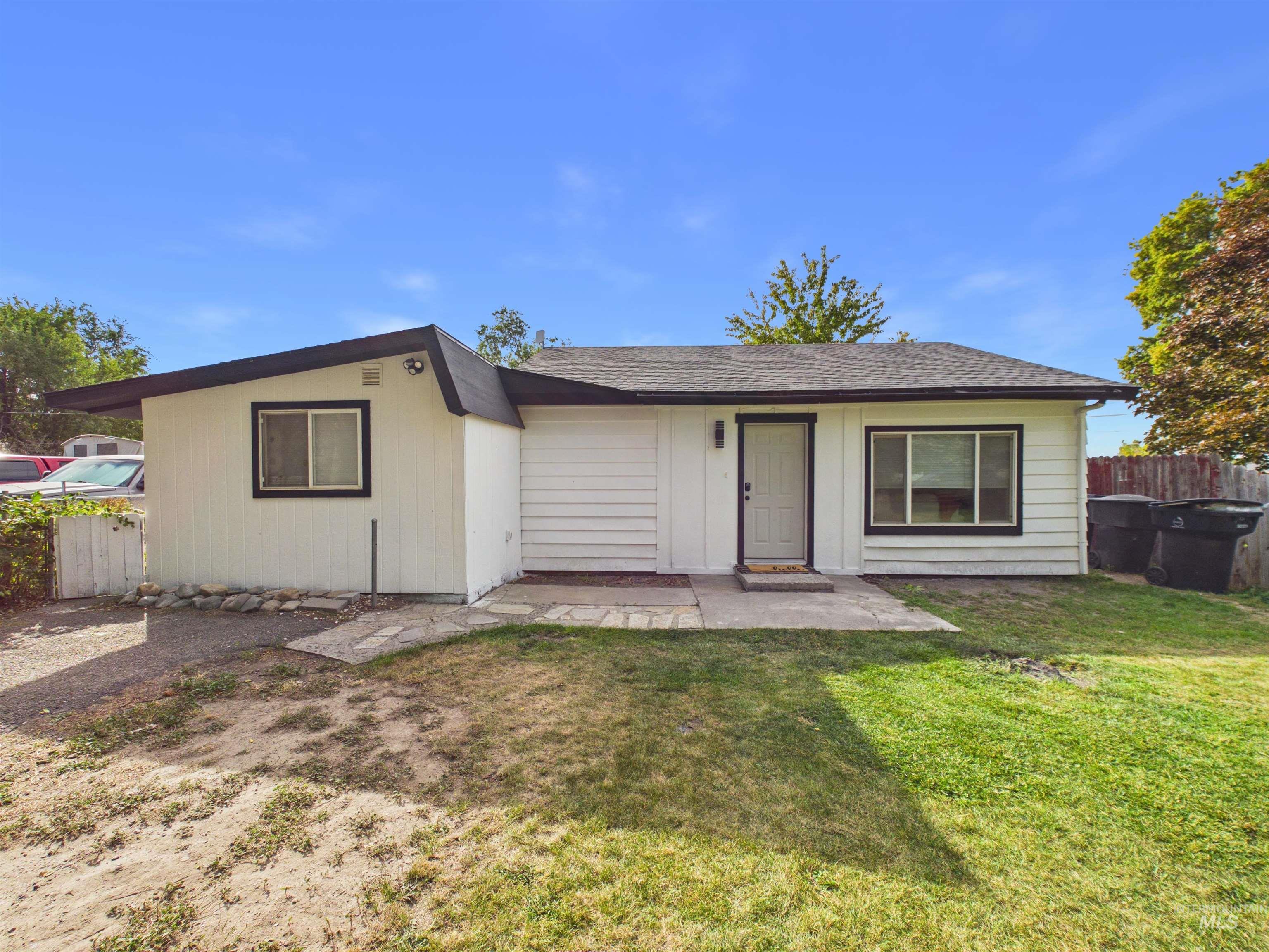 826 Burton, Burley, Idaho 83318, 3 Bedrooms, 2 Bathrooms, Residential For Sale, Price $275,000,MLS 99003010