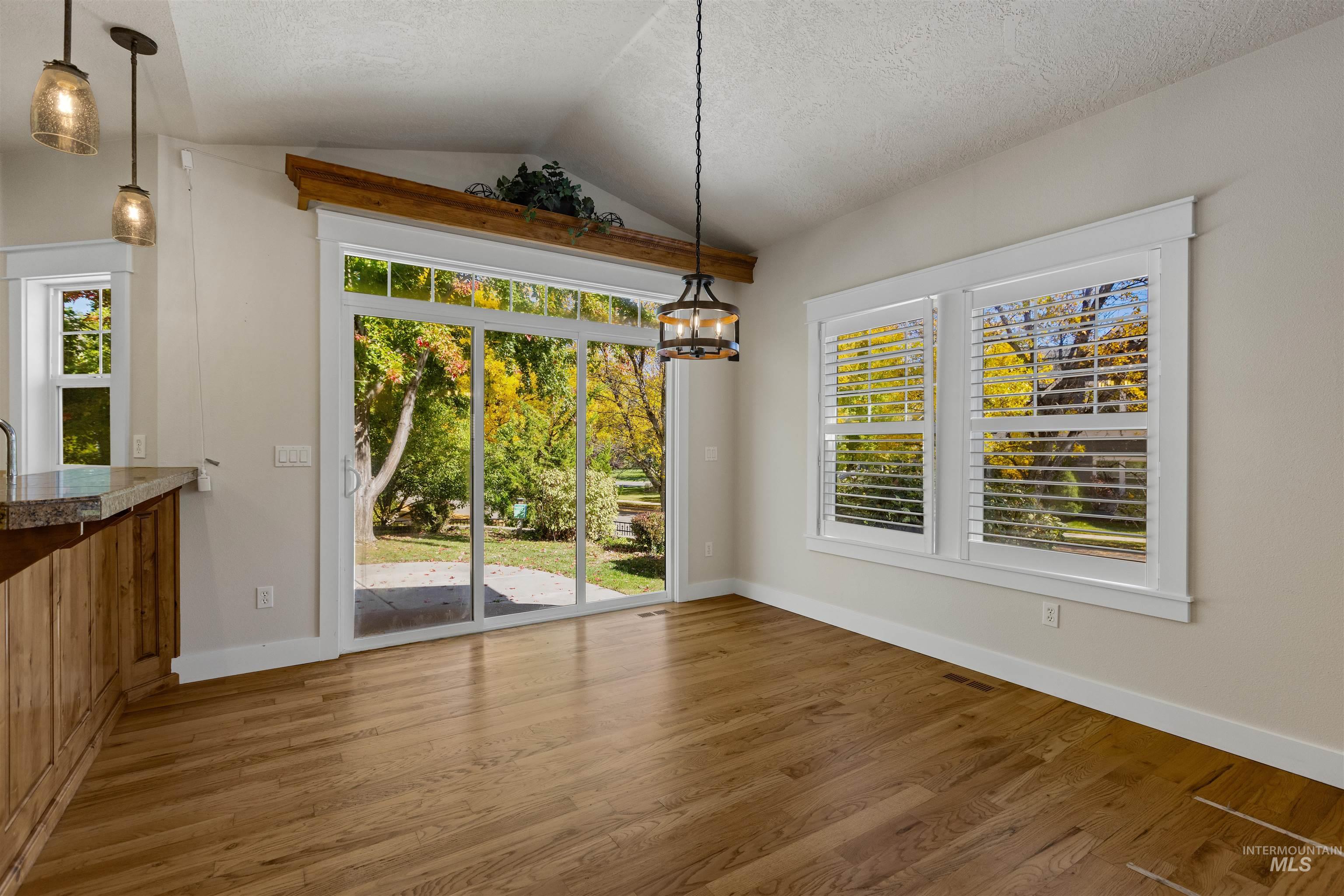 5426 W School Ridge Rd., Boise, Idaho 83714, 4 Bedrooms, 2.5 Bathrooms, Residential For Sale, Price $729,900,MLS 99003016