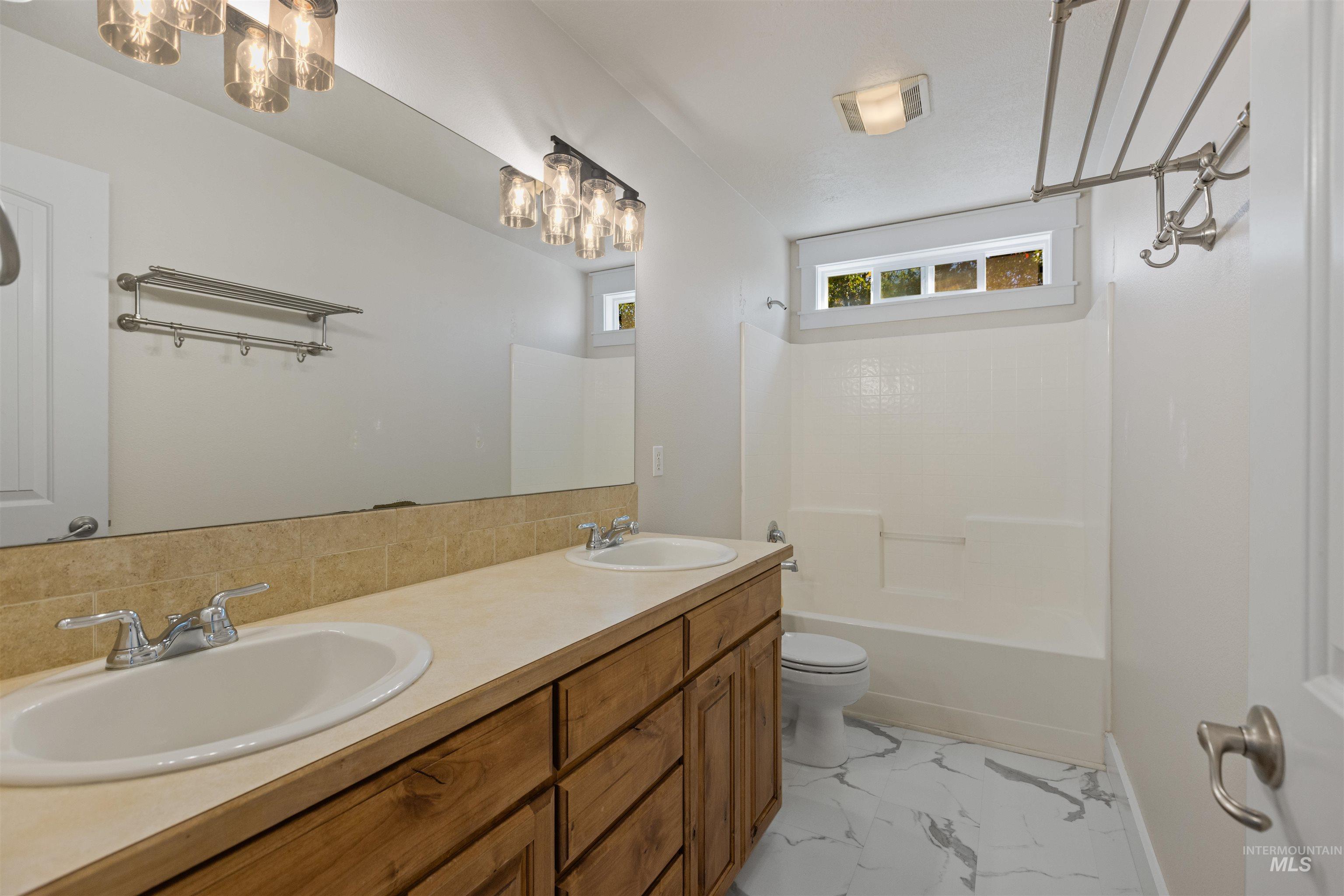 5426 W School Ridge Rd., Boise, Idaho 83714, 4 Bedrooms, 2.5 Bathrooms, Residential For Sale, Price $729,900,MLS 99003016