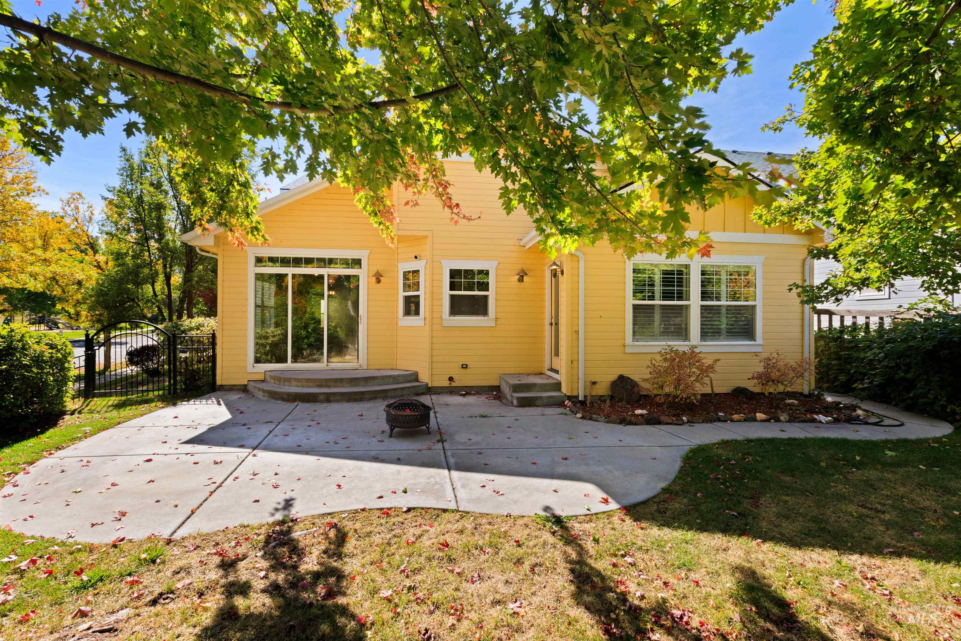 5426 W School Ridge Rd., Boise, Idaho 83714, 4 Bedrooms, 2.5 Bathrooms, Residential For Sale, Price $729,900,MLS 99003016