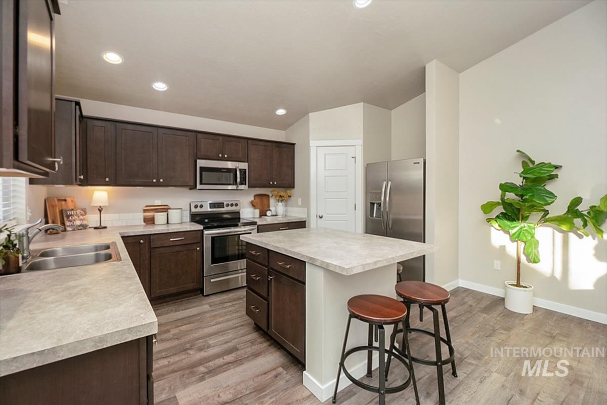 4189 S S Leaning Tower Ave, Meridian, Idaho 83642, 4 Bedrooms, 2 Bathrooms, Residential For Sale, Price $489,990,MLS 99003020