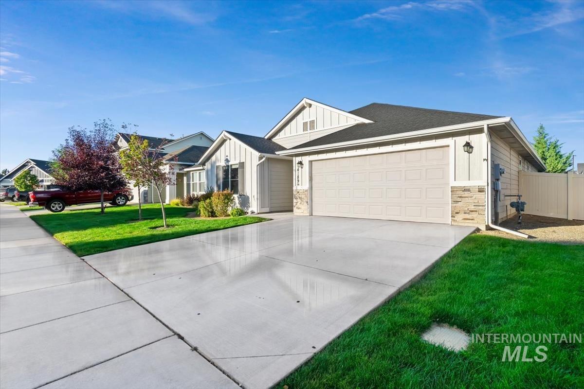 4189 S S Leaning Tower Ave, Meridian, Idaho 83642, 4 Bedrooms, 2 Bathrooms, Residential For Sale, Price $489,990, 99003020